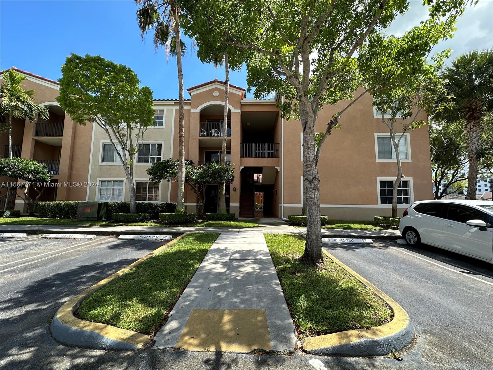 6841 SW 44th St #209 For Sale A11567774, FL