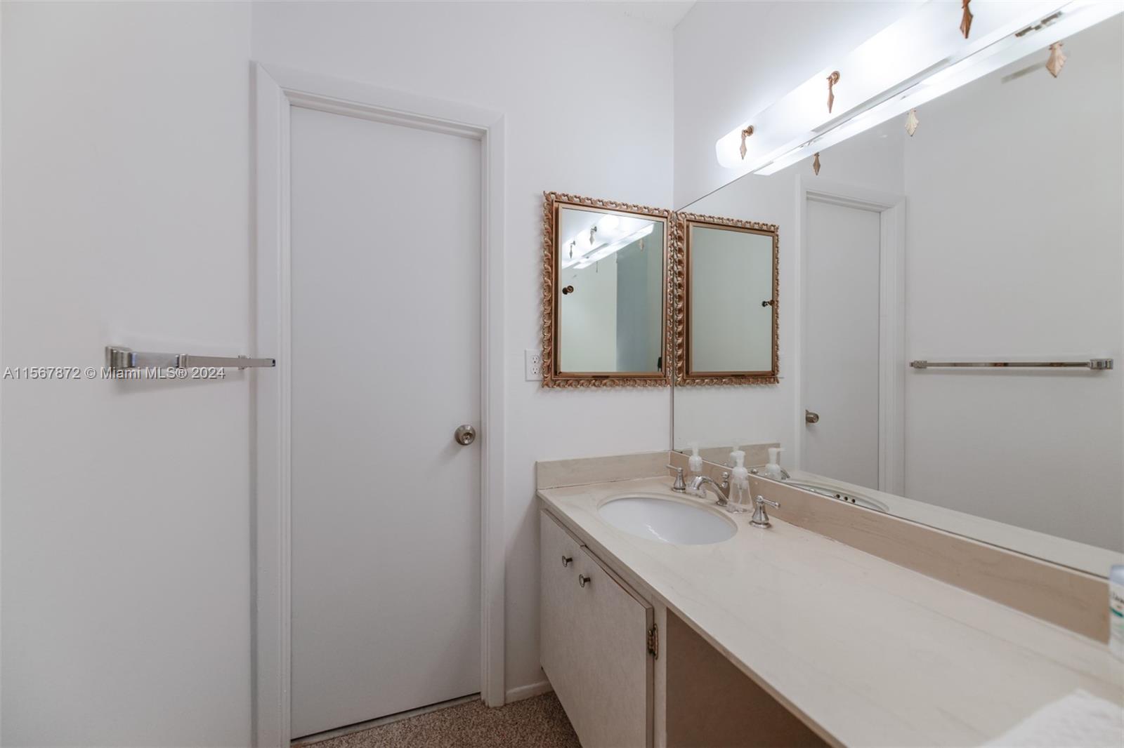 1965 S Ocean Dr 8K, Hallandale Beach, Florida 33009, 2 Bedrooms Bedrooms, ,2 BathroomsBathrooms,Residential,For Sale,1965 S Ocean Dr 8K,A11567872