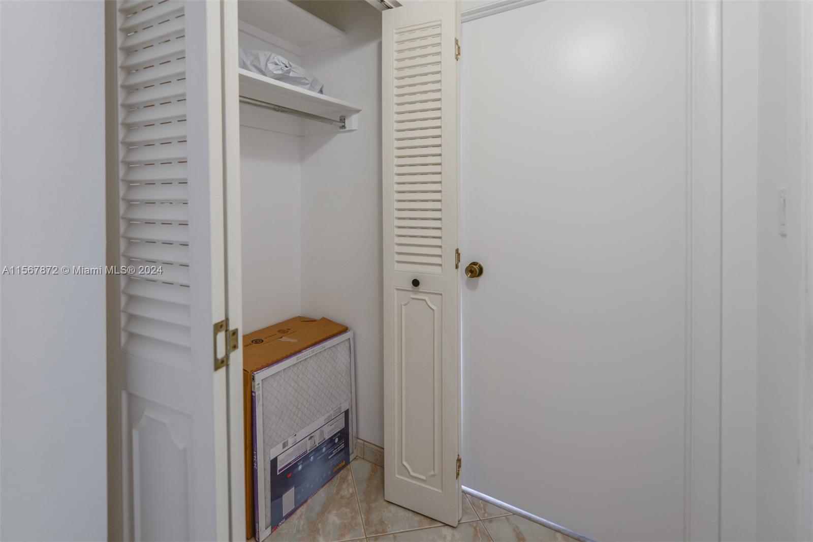 1965 S Ocean Dr 8K, Hallandale Beach, Florida 33009, 2 Bedrooms Bedrooms, ,2 BathroomsBathrooms,Residential,For Sale,1965 S Ocean Dr 8K,A11567872