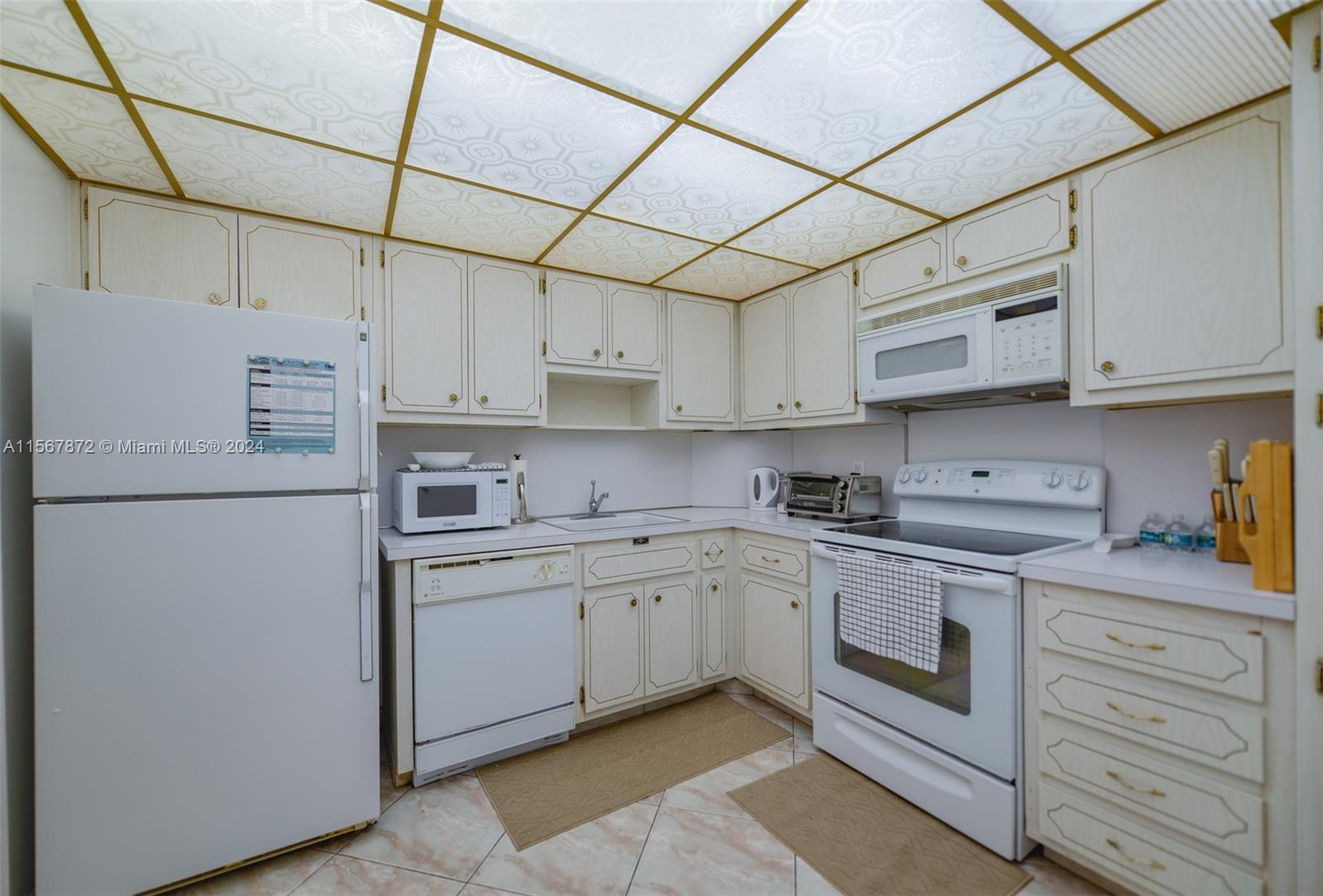 1965 S Ocean Dr 8K, Hallandale Beach, Florida 33009, 2 Bedrooms Bedrooms, ,2 BathroomsBathrooms,Residential,For Sale,1965 S Ocean Dr 8K,A11567872