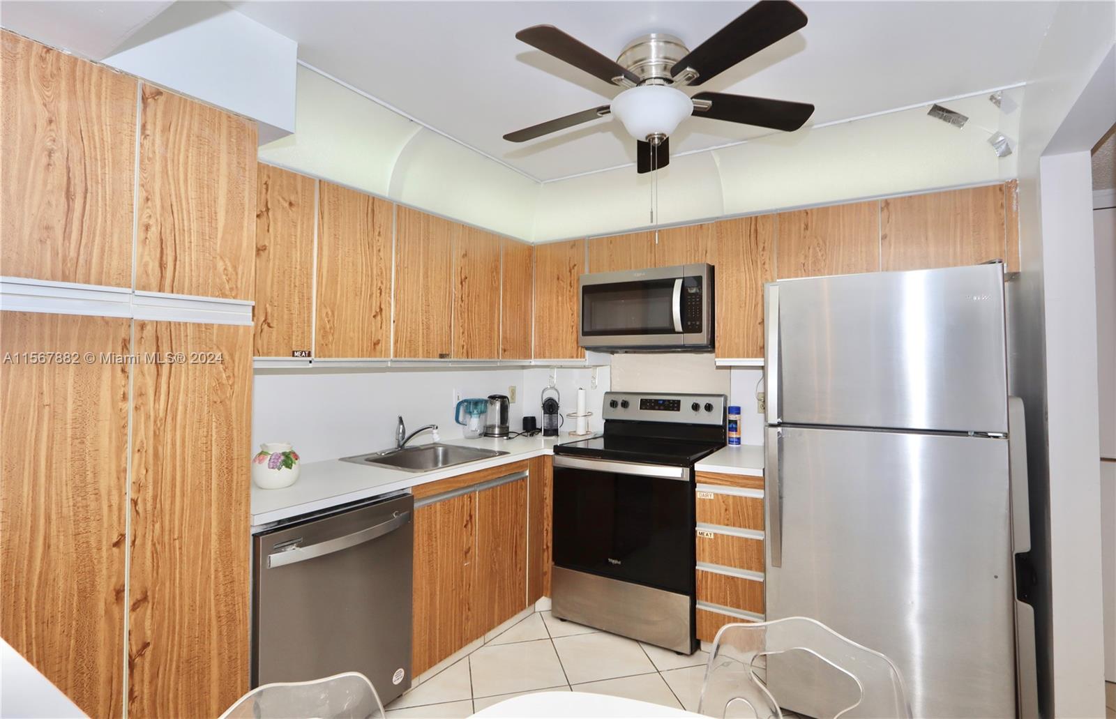 2401 S Ocean Dr 806, Hollywood, Florida 33019, 1 Bedroom Bedrooms, ,1 BathroomBathrooms,Residentiallease,For Rent,2401 S Ocean Dr 806,A11567882