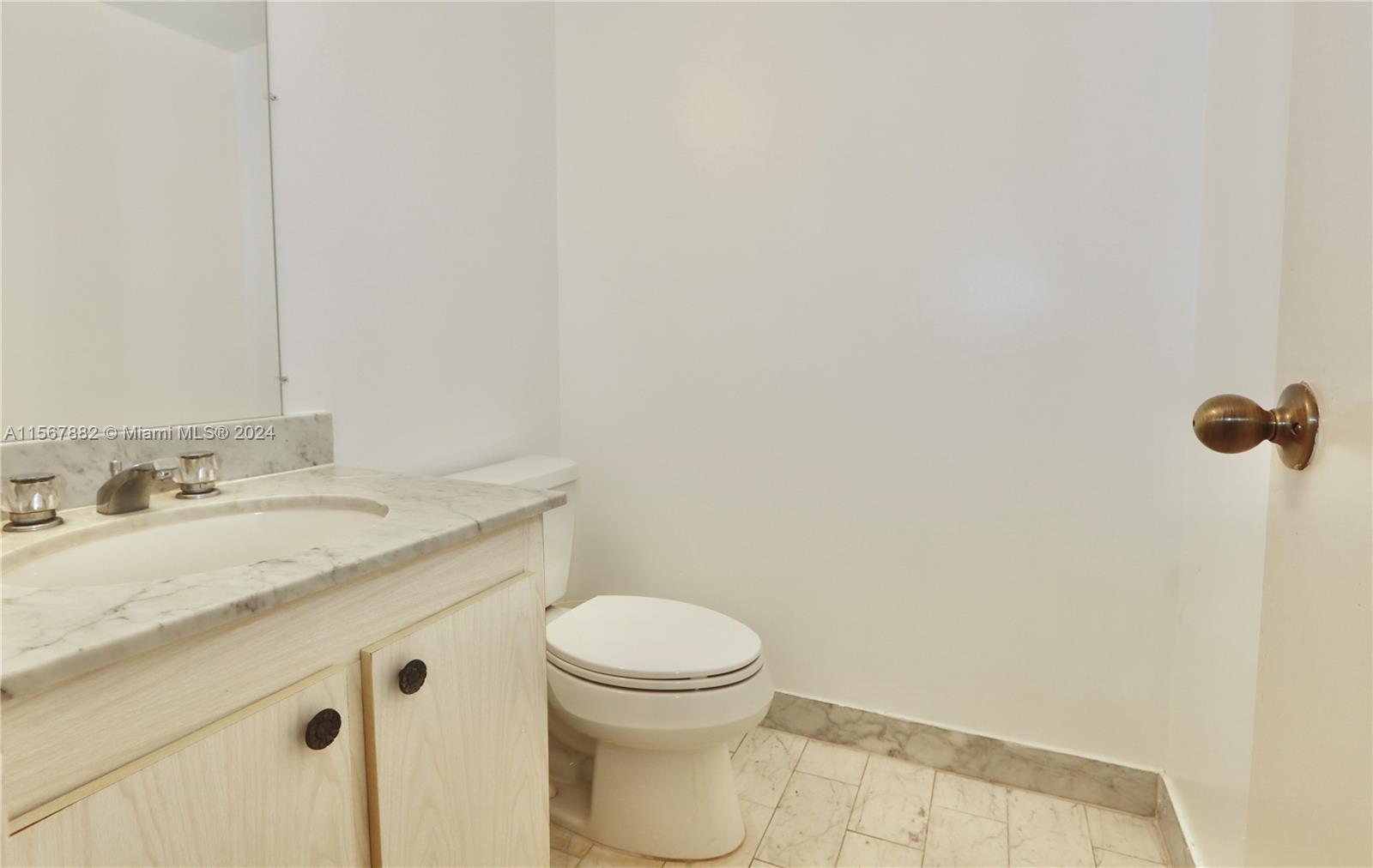 2401 S Ocean Dr 806, Hollywood, Florida 33019, 1 Bedroom Bedrooms, ,1 BathroomBathrooms,Residentiallease,For Rent,2401 S Ocean Dr 806,A11567882