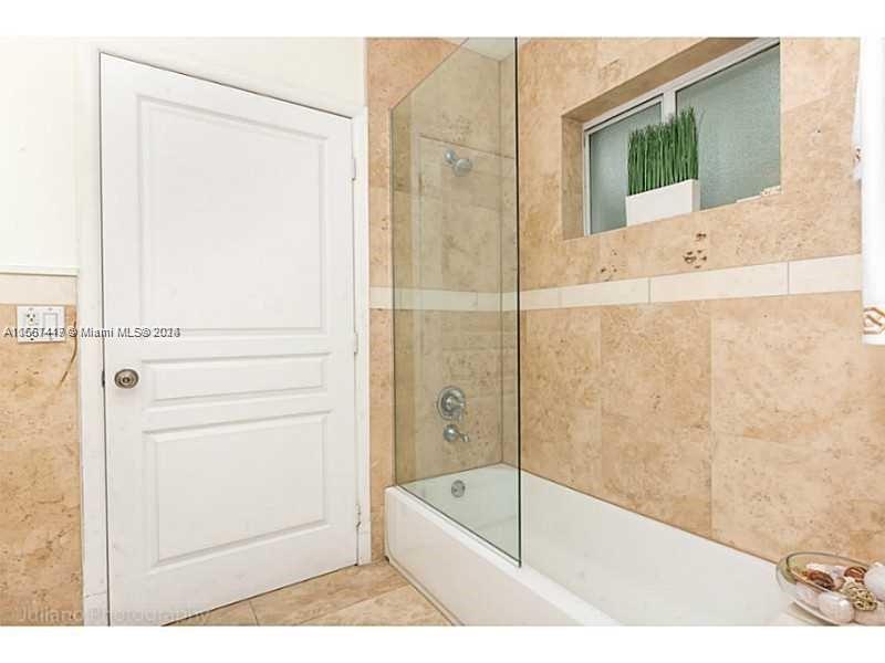 1255 NE 93rd St, Miami Shores, Florida 33138, 3 Bedrooms Bedrooms, ,3 BathroomsBathrooms,Residentiallease,For Rent,1255 NE 93rd St,A11567417