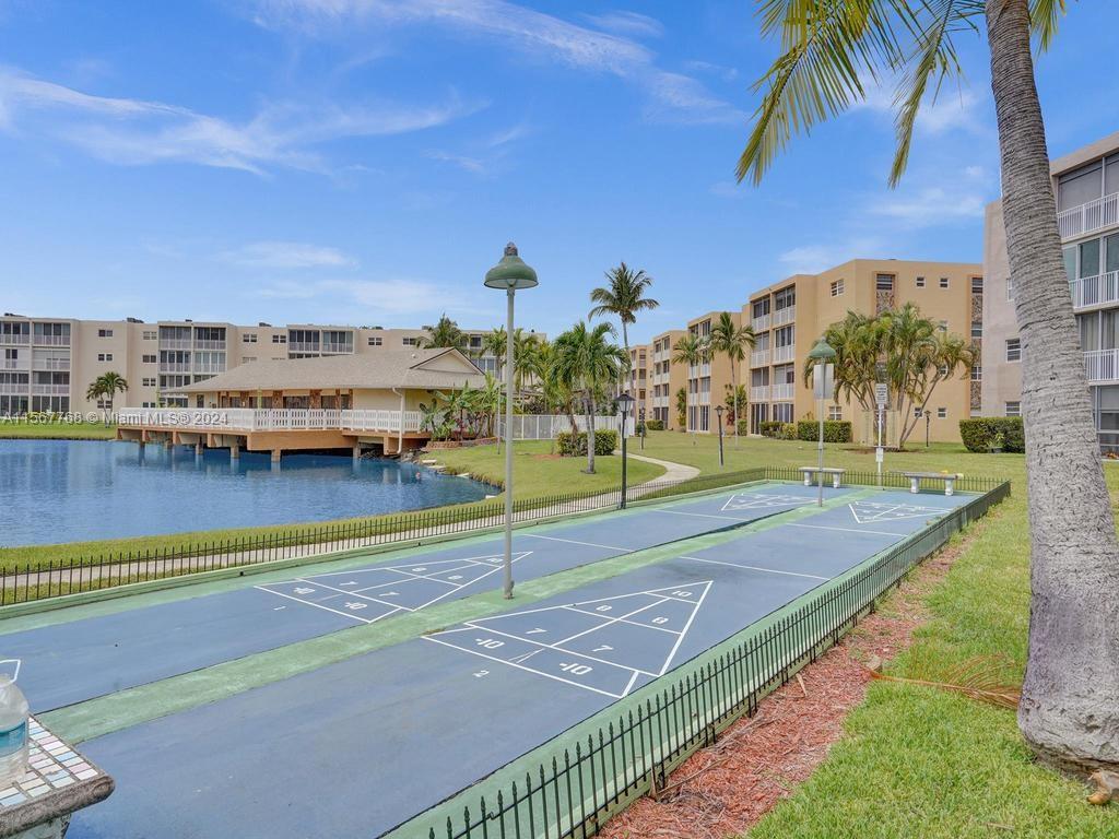 205 SE 11th Ter 101, Dania Beach, Florida 33004, 2 Bedrooms Bedrooms, ,2 BathroomsBathrooms,Residential,For Sale,205 SE 11th Ter 101,A11567768