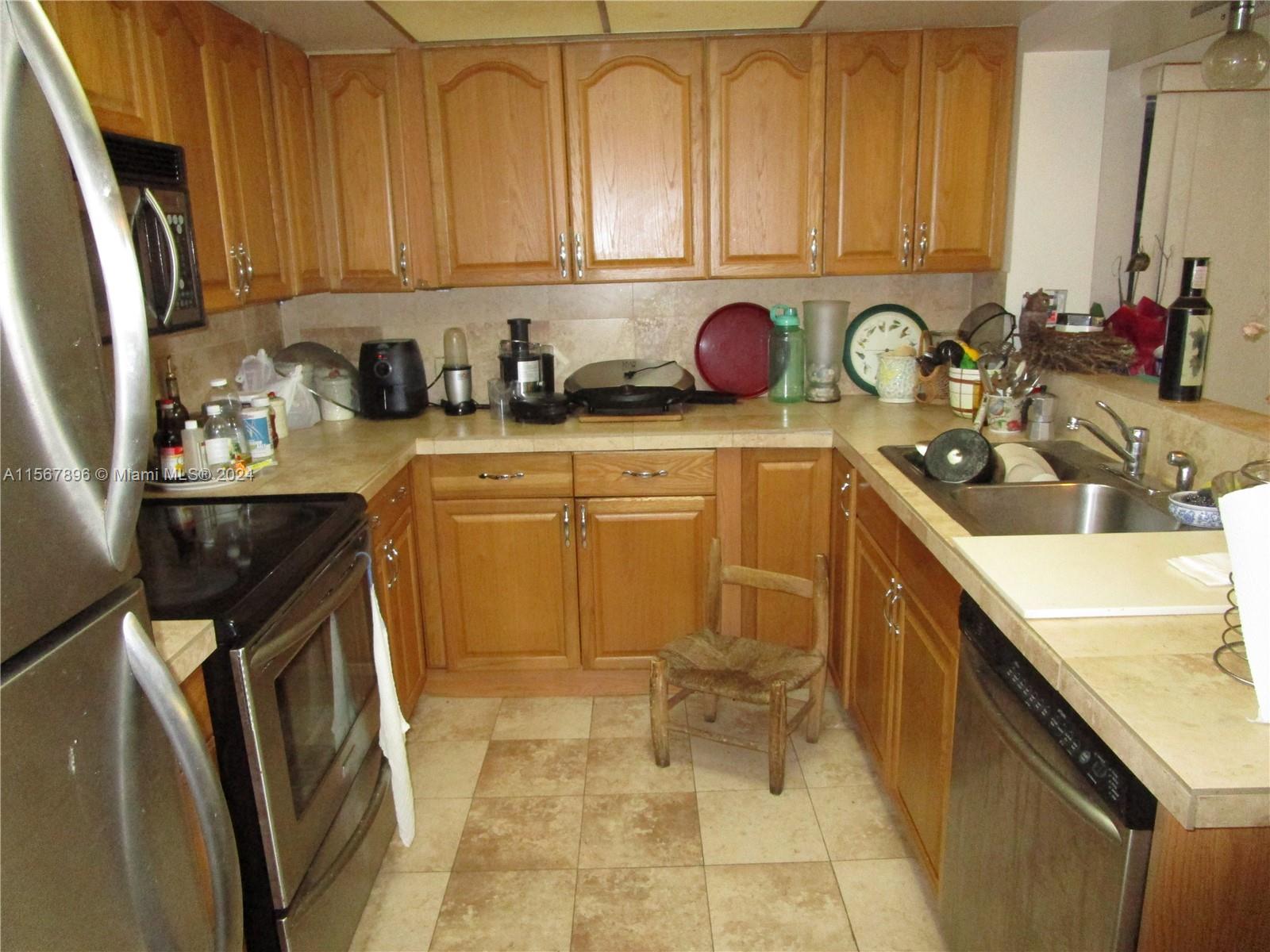 150 NW 106th St 150, Miami Shores, Florida 33150, 3 Bedrooms Bedrooms, ,2 BathroomsBathrooms,Residentiallease,For Rent,150 NW 106th St 150,A11567896