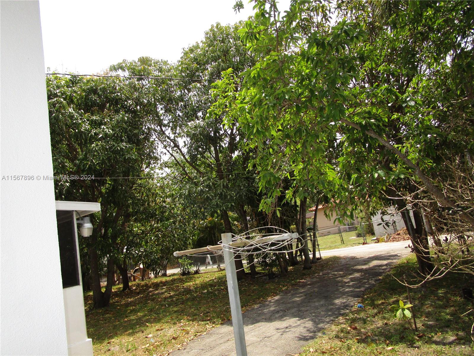 150 NW 106th St 150, Miami Shores, Florida 33150, 3 Bedrooms Bedrooms, ,2 BathroomsBathrooms,Residentiallease,For Rent,150 NW 106th St 150,A11567896