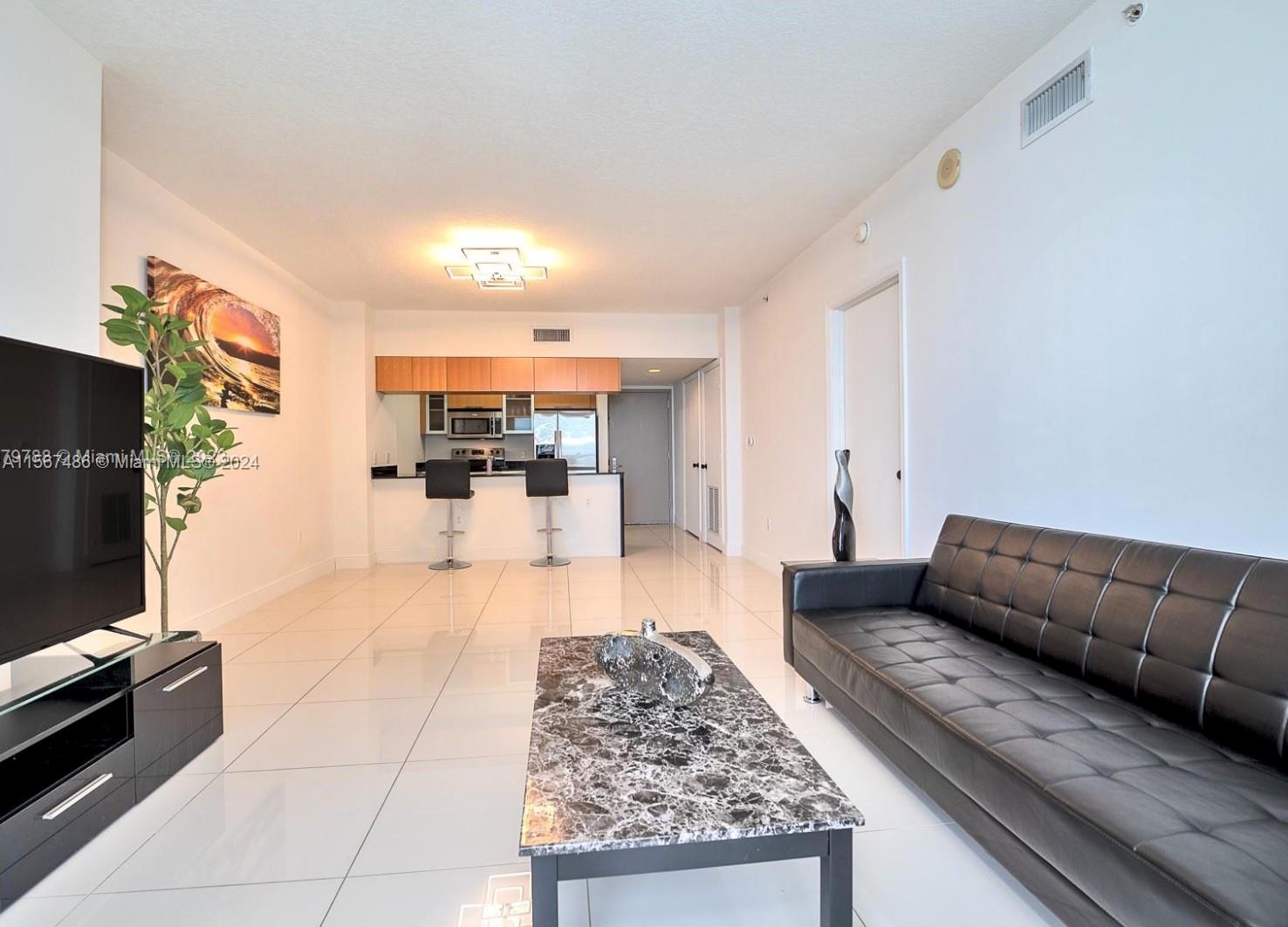 1750 N Bayshore Dr 4503, Miami, Florida 33132, 1 Bedroom Bedrooms, ,1 BathroomBathrooms,Residentiallease,For Rent,1750 N Bayshore Dr 4503,A11567486