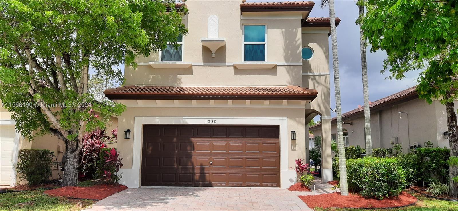 1032 NE 40th Rd, Homestead, Florida 33033, 3 Bedrooms Bedrooms, ,2 BathroomsBathrooms,Residential,For Sale,1032 NE 40th Rd,A11563190