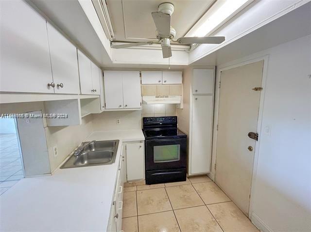 16800 NE 15th Ave 307, North Miami Beach, Florida 33162, 1 Bedroom Bedrooms, ,1 BathroomBathrooms,Residentiallease,For Rent,16800 NE 15th Ave 307,A11567915