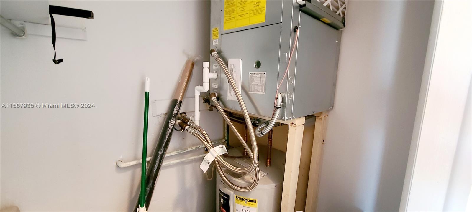 630 Layne Blvd 217, Hallandale Beach, Florida 33009, 1 Bedroom Bedrooms, ,1 BathroomBathrooms,Residentiallease,For Rent,630 Layne Blvd 217,A11567935