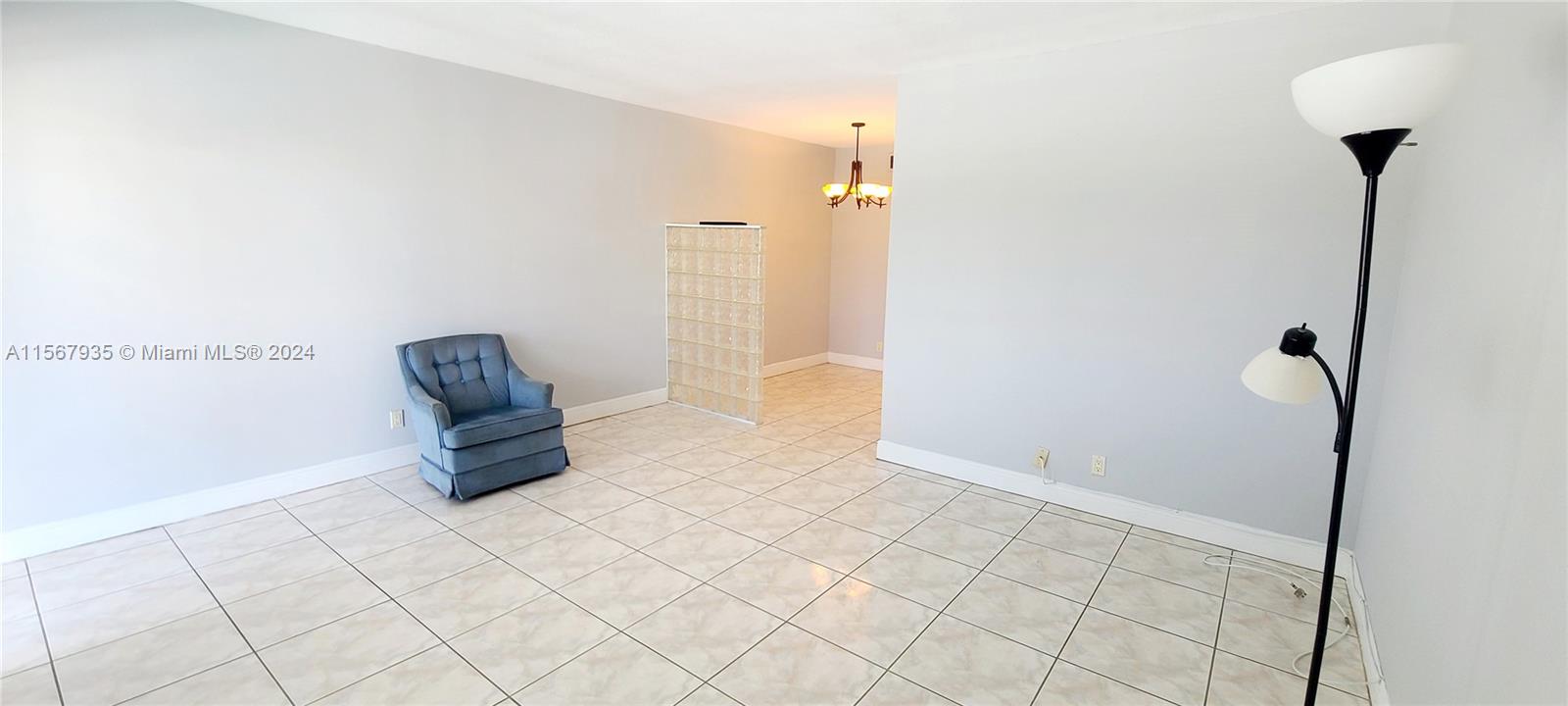 630 Layne Blvd 217, Hallandale Beach, Florida 33009, 1 Bedroom Bedrooms, ,1 BathroomBathrooms,Residentiallease,For Rent,630 Layne Blvd 217,A11567935