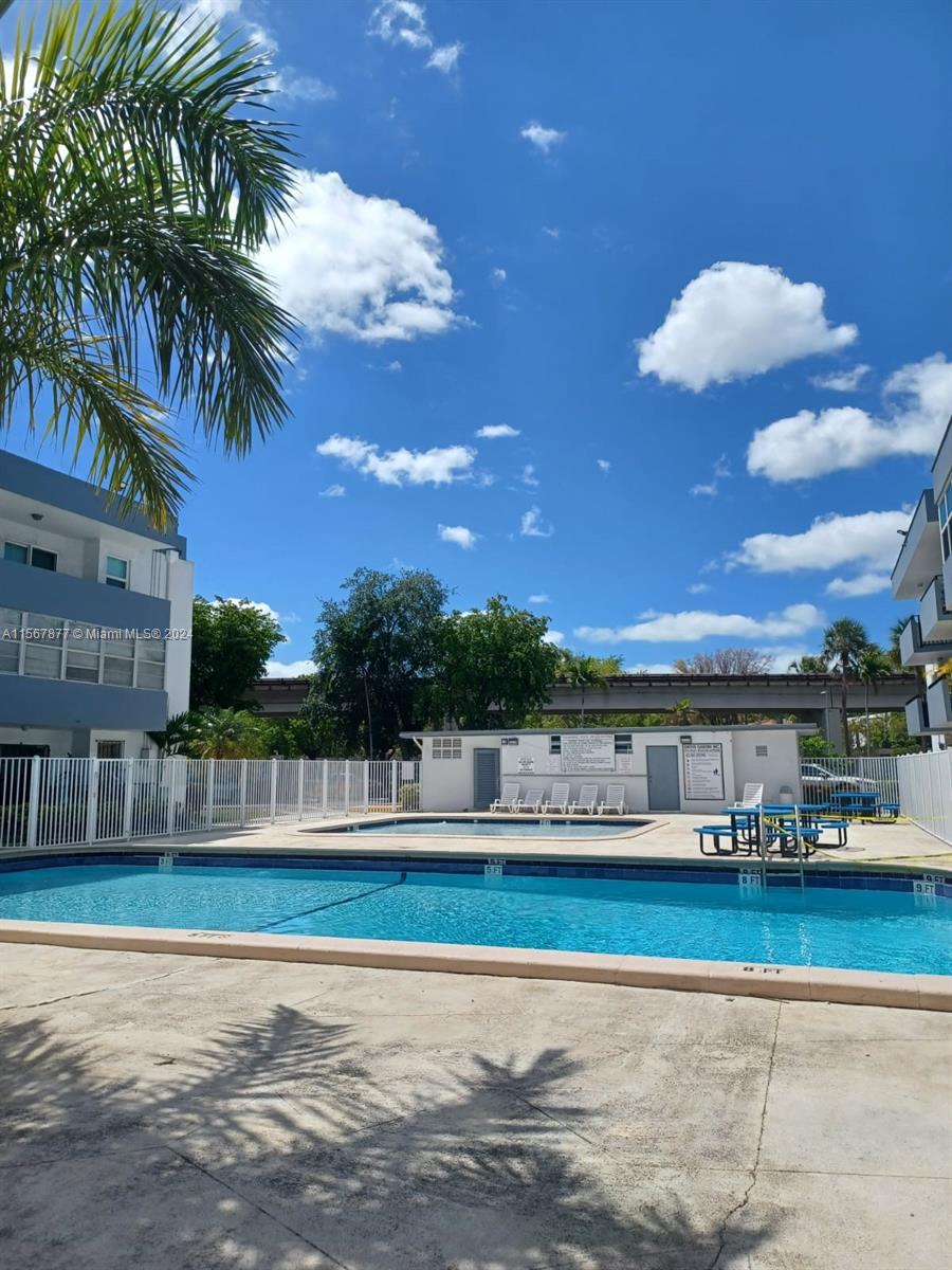1800 SW 25th St 2305, Miami, Florida 33133, 2 Bedrooms Bedrooms, ,1 BathroomBathrooms,Residential,For Sale,1800 SW 25th St 2305,A11567877