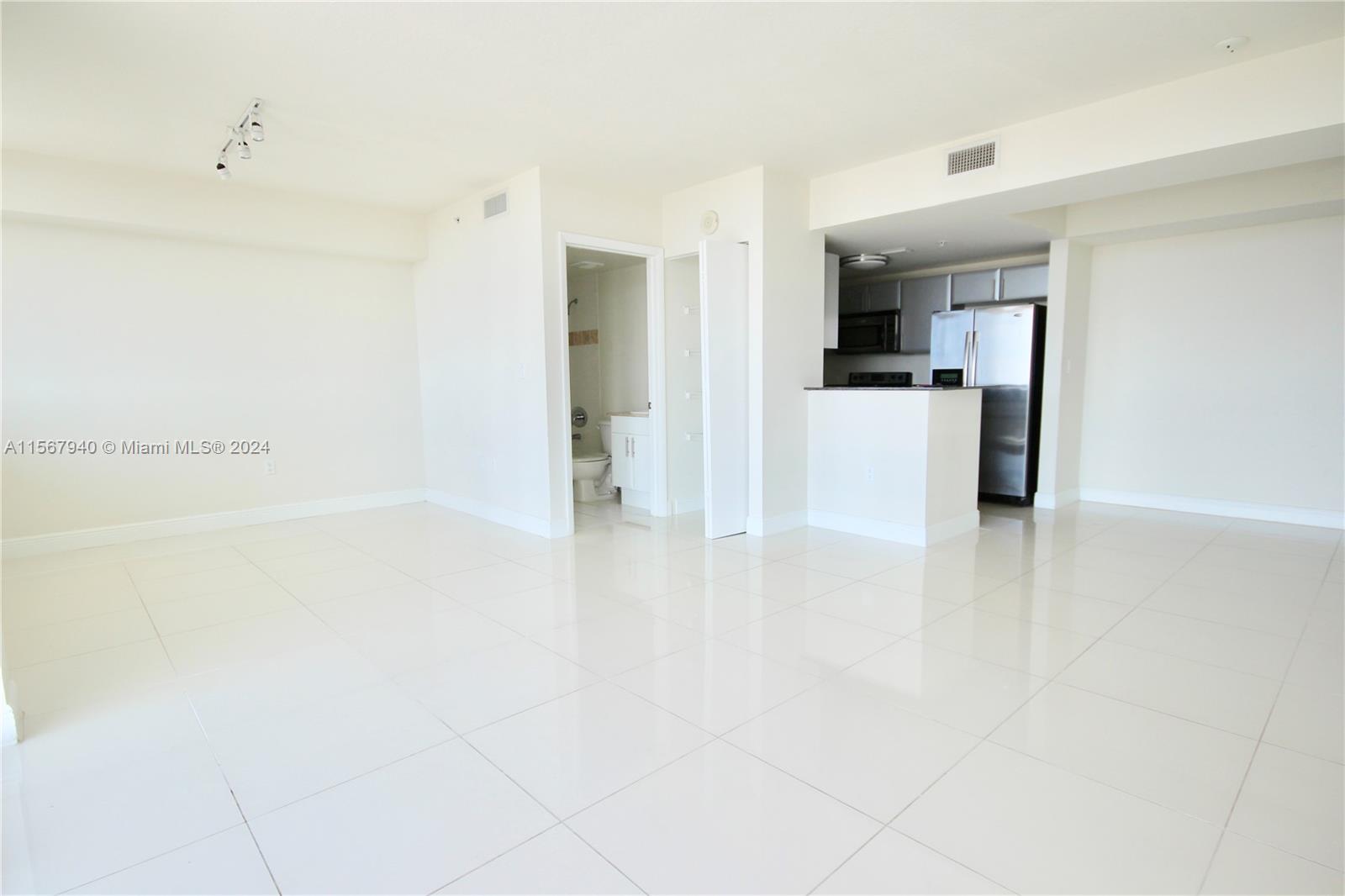 1871 NW S River Dr 1602, Miami, Florida 33125, 1 Bedroom Bedrooms, ,2 BathroomsBathrooms,Residentiallease,For Rent,1871 NW S River Dr 1602,A11567940
