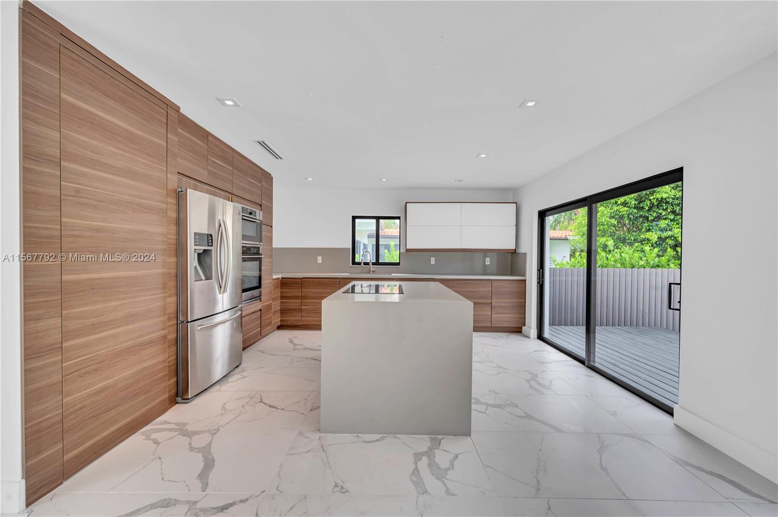7833 Fowler St, Miami Beach, Florida 33141, 4 Bedrooms Bedrooms, ,3 BathroomsBathrooms,Residentiallease,For Rent,7833 Fowler St,A11567792