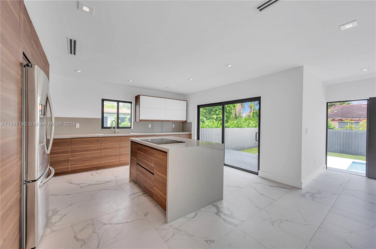 7833 Fowler St, Miami Beach, Florida 33141, 4 Bedrooms Bedrooms, ,3 BathroomsBathrooms,Residentiallease,For Rent,7833 Fowler St,A11567792