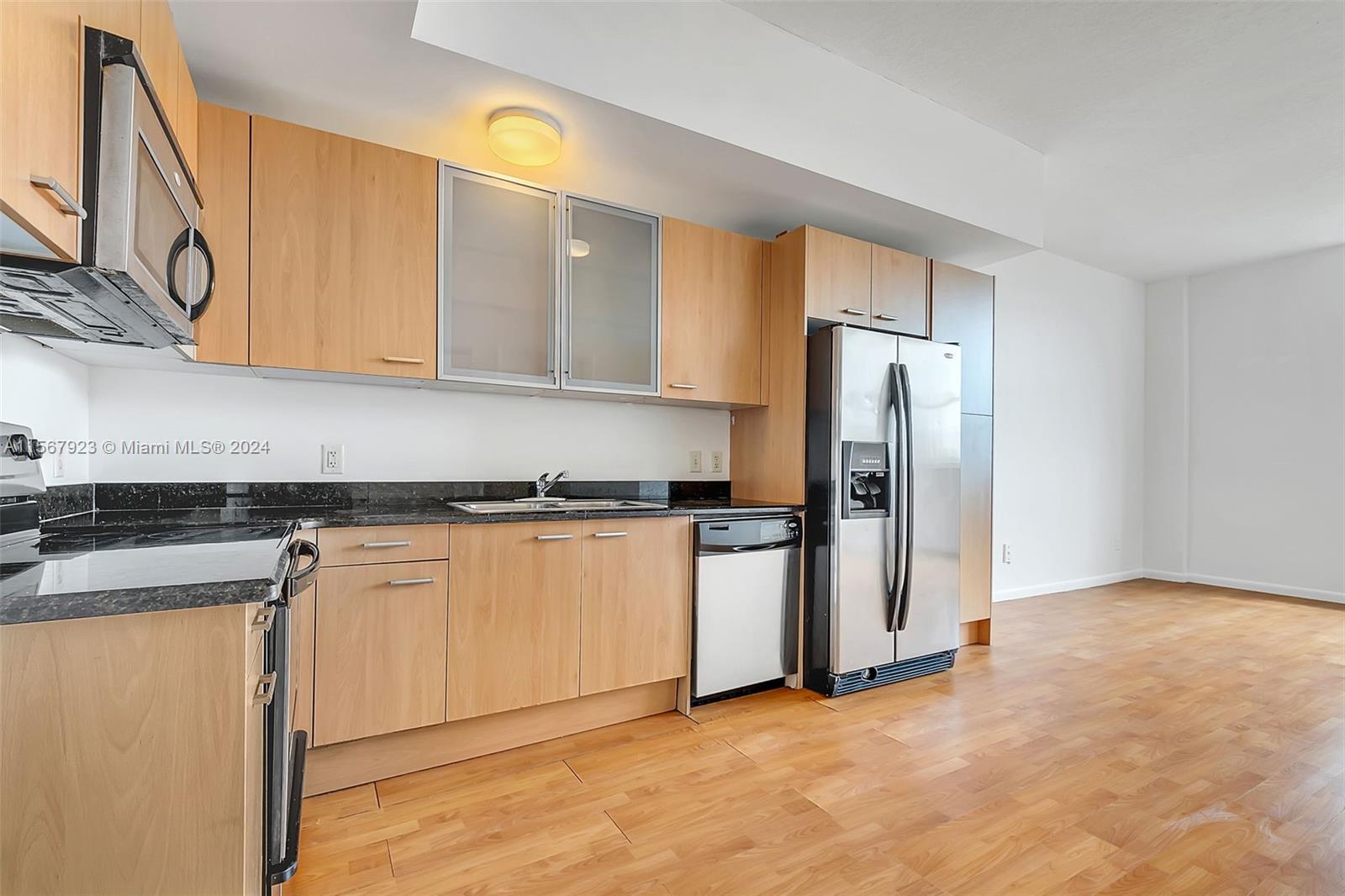 1350 NW 8th Ct C-4, Miami, Florida 33136, ,1 BathroomBathrooms,Residentiallease,For Rent,1350 NW 8th Ct C-4,A11567923