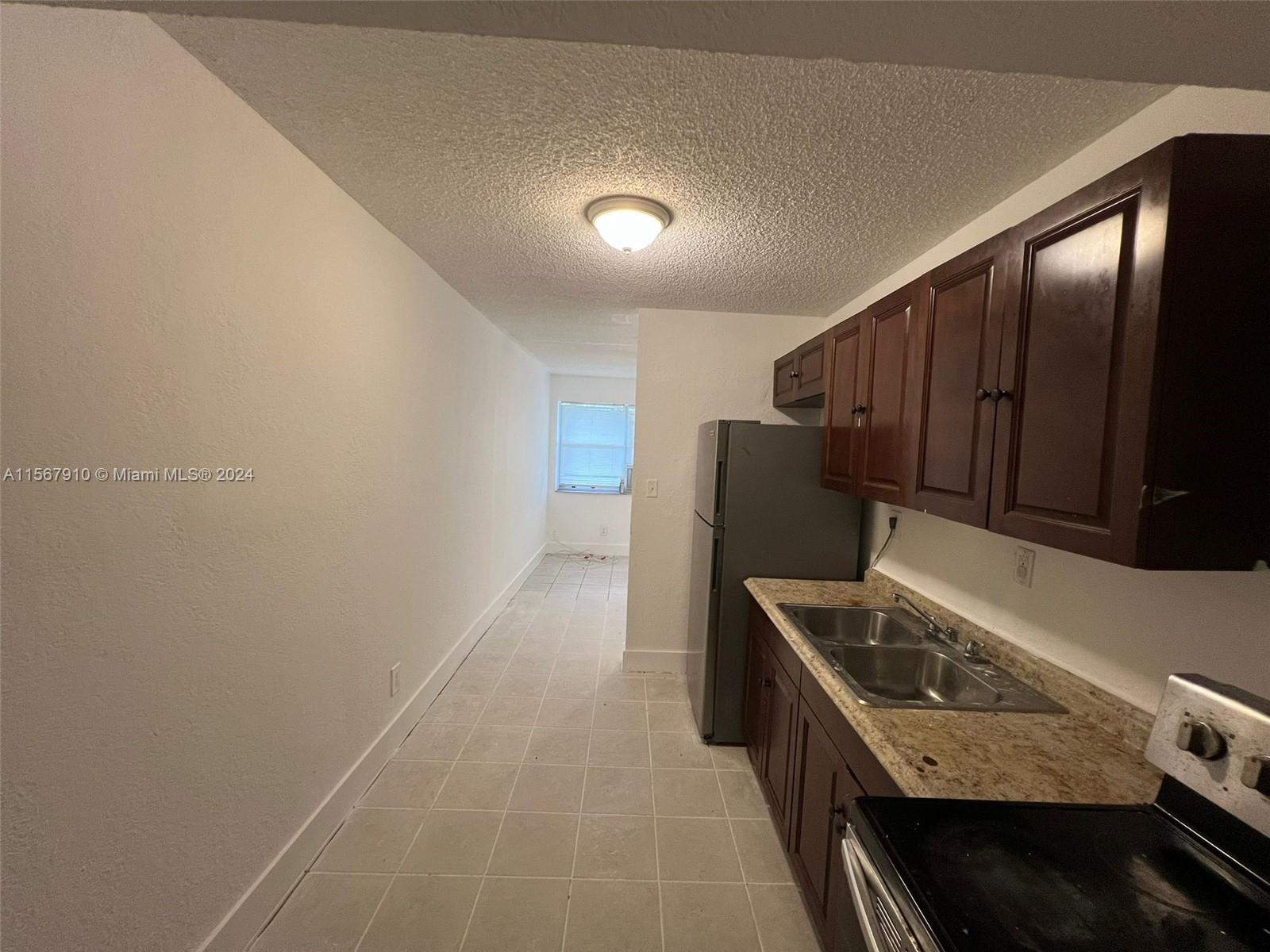 715 NW 15th Ter #3 For Sale A11567910, FL