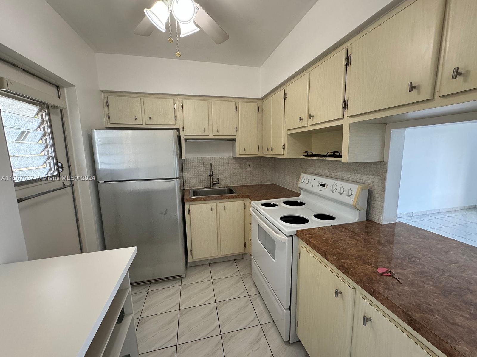 2800 NE 203rd St 19, Aventura, Florida 33180, 1 Bedroom Bedrooms, ,1 BathroomBathrooms,Residentiallease,For Rent,2800 NE 203rd St 19,A11567937