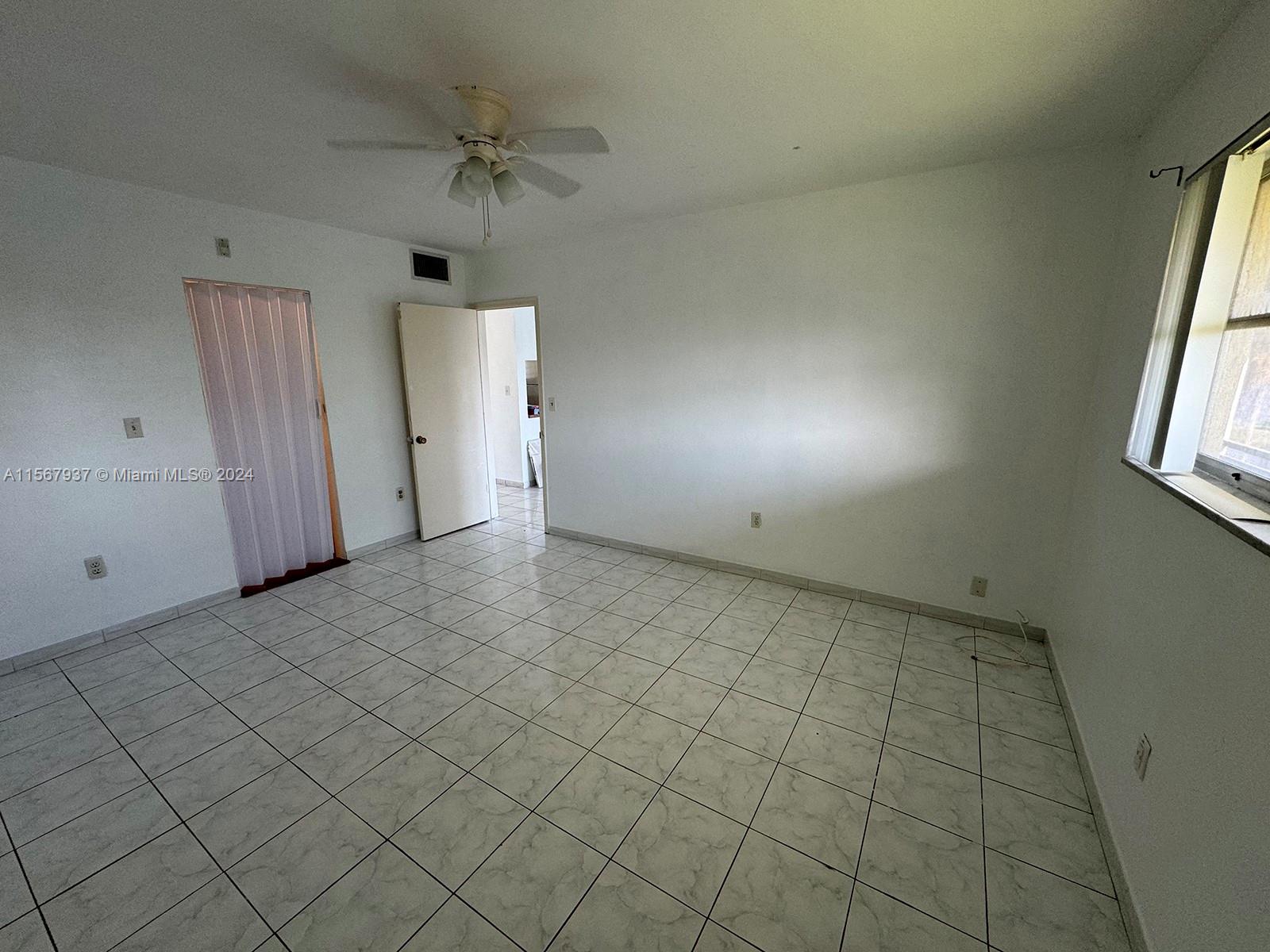 2800 NE 203rd St 19, Aventura, Florida 33180, 1 Bedroom Bedrooms, ,1 BathroomBathrooms,Residentiallease,For Rent,2800 NE 203rd St 19,A11567937