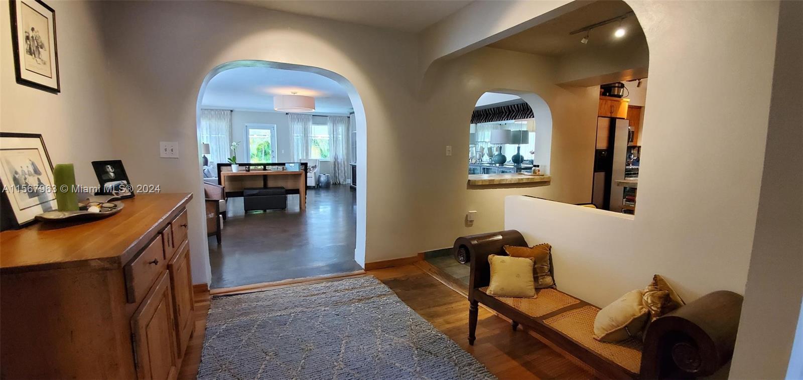 3300 SW 17th St, Miami, Florida 33145, 3 Bedrooms Bedrooms, ,2 BathroomsBathrooms,Residentiallease,For Rent,3300 SW 17th St,A11567963