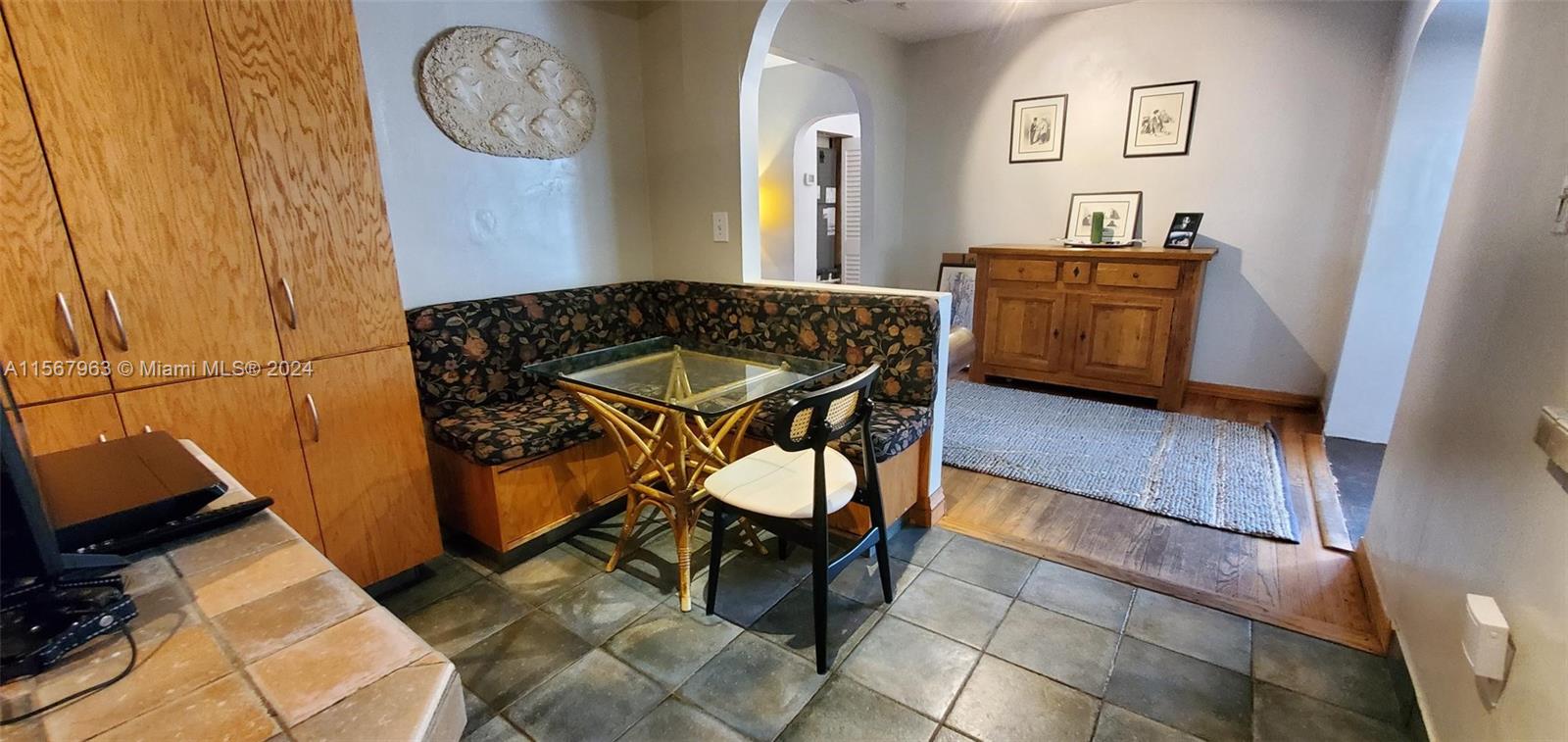 3300 SW 17th St, Miami, Florida 33145, 3 Bedrooms Bedrooms, ,2 BathroomsBathrooms,Residentiallease,For Rent,3300 SW 17th St,A11567963