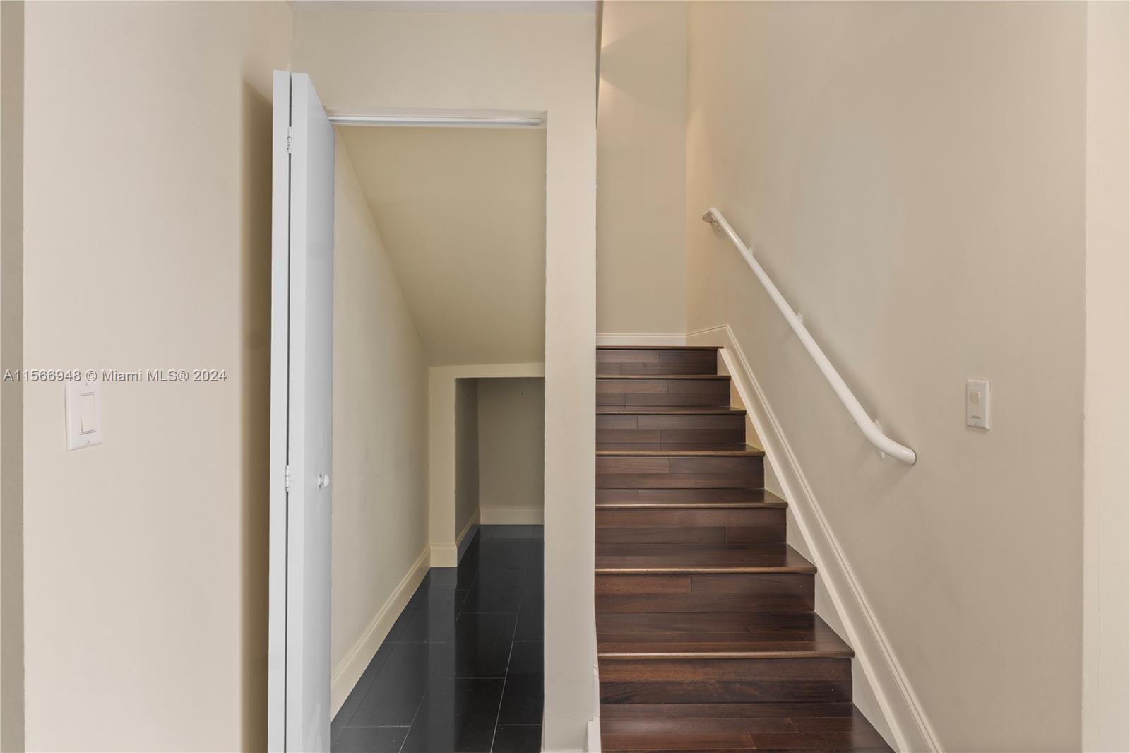 601 NE 36th St 3511, Miami, Florida 33137, 2 Bedrooms Bedrooms, ,2 BathroomsBathrooms,Residentiallease,For Rent,601 NE 36th St 3511,A11566948