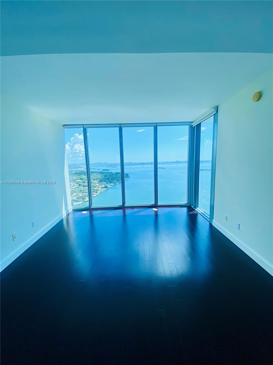601 NE 36th St 3511, Miami, Florida 33137, 2 Bedrooms Bedrooms, ,2 BathroomsBathrooms,Residentiallease,For Rent,601 NE 36th St 3511,A11566948