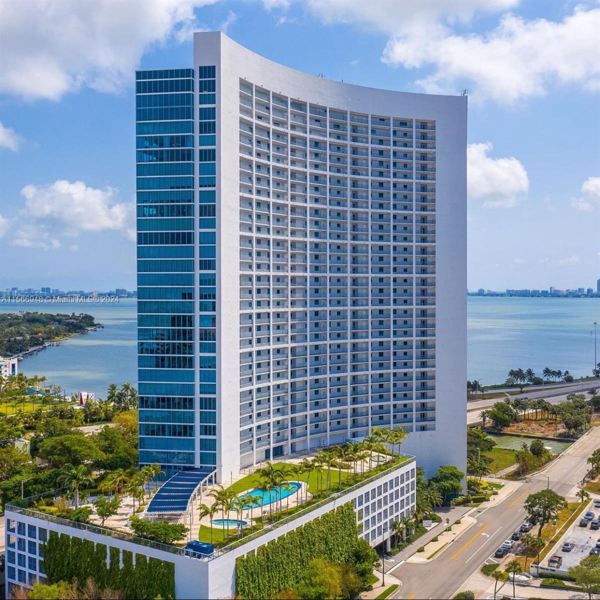 601 NE 36th St 3511, Miami, Florida 33137, 2 Bedrooms Bedrooms, ,2 BathroomsBathrooms,Residentiallease,For Rent,601 NE 36th St 3511,A11566948