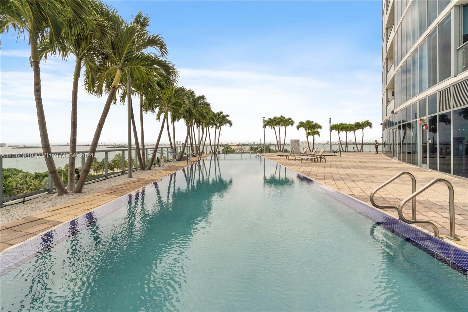 601 NE 36th St 3511, Miami, Florida 33137, 2 Bedrooms Bedrooms, ,2 BathroomsBathrooms,Residentiallease,For Rent,601 NE 36th St 3511,A11566948