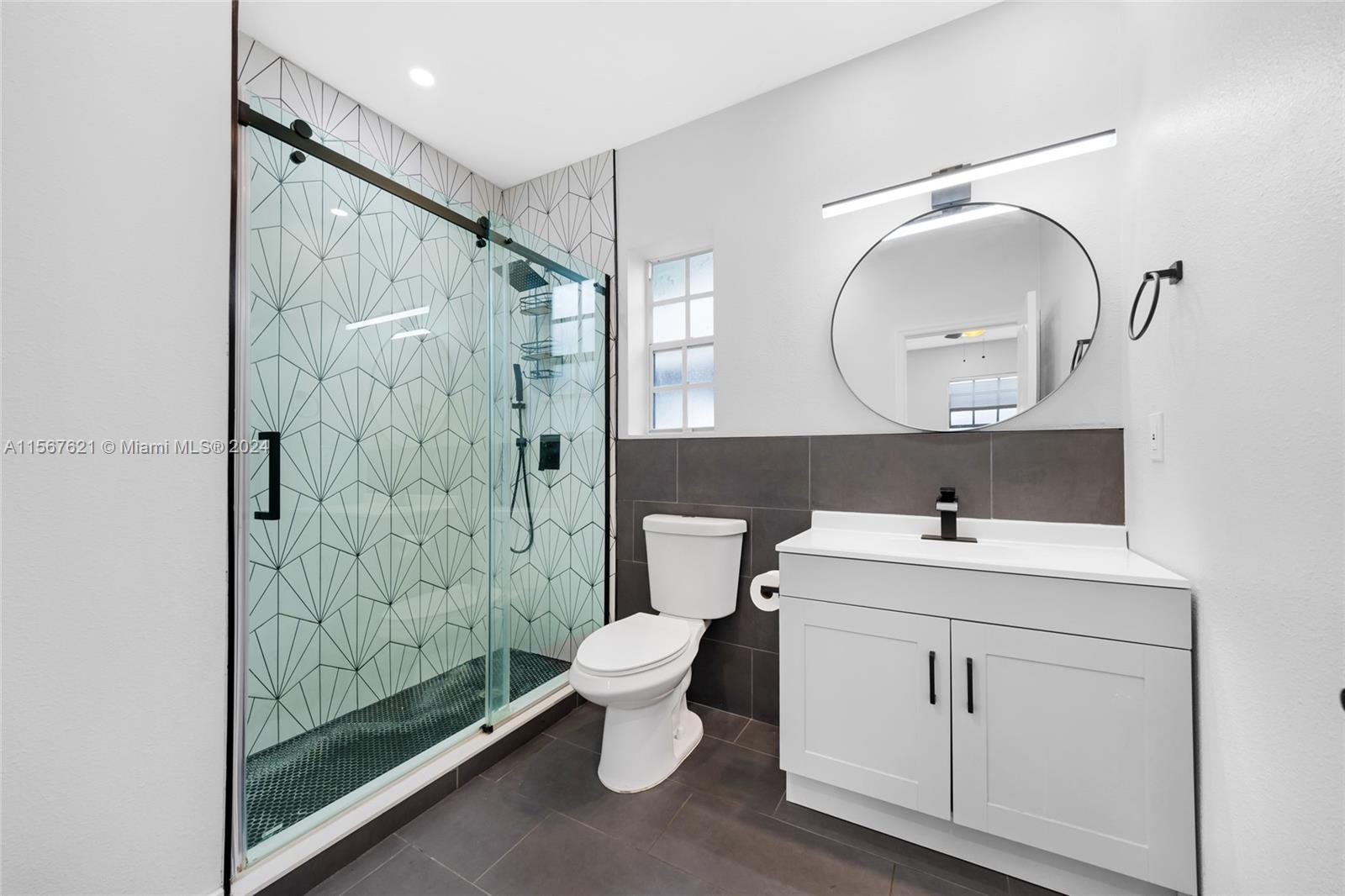 584 NE 71st St 584, Miami, Florida 33138, 2 Bedrooms Bedrooms, ,2 BathroomsBathrooms,Residentiallease,For Rent,584 NE 71st St 584,A11567621