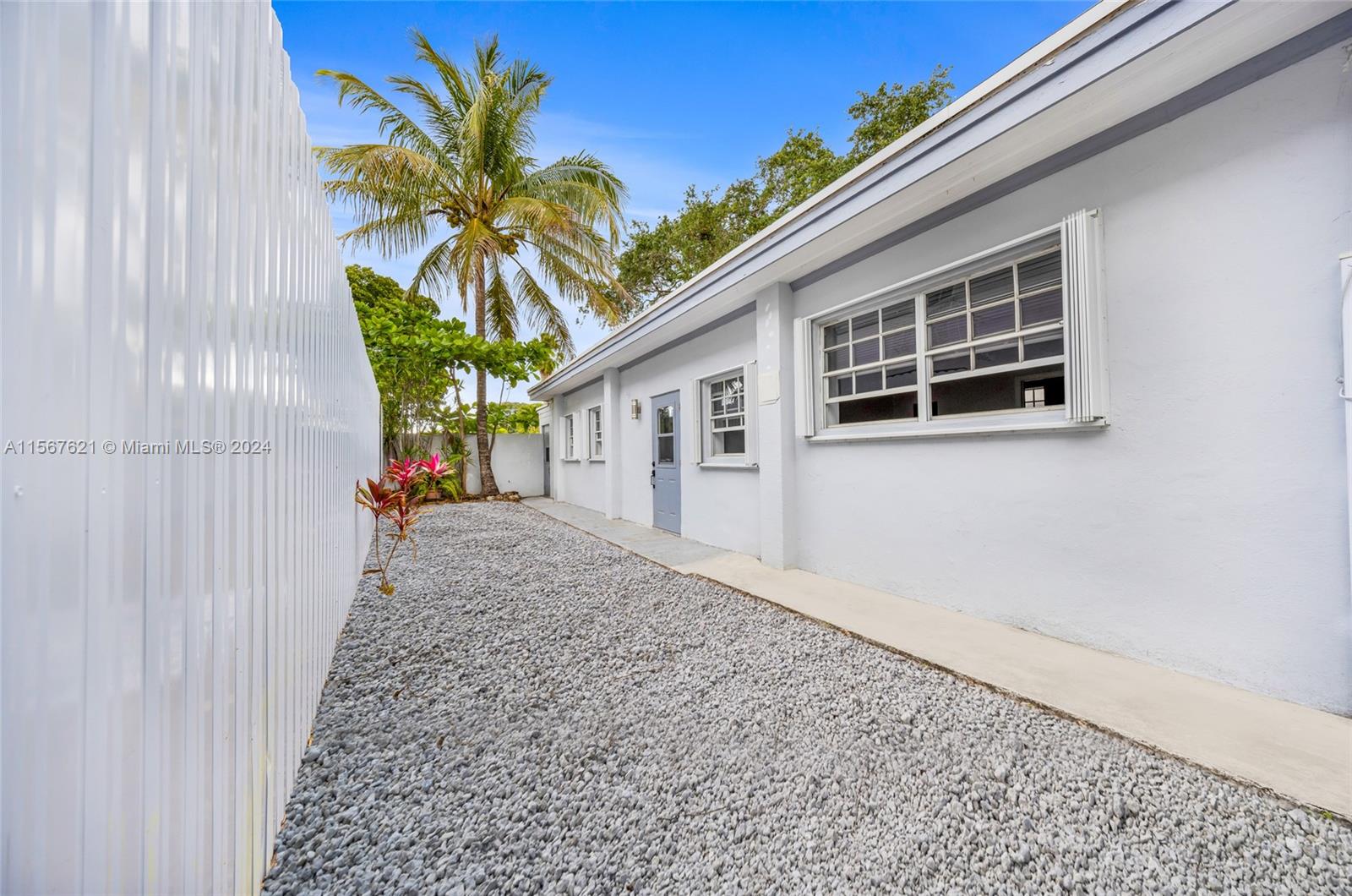 584 NE 71st St 584, Miami, Florida 33138, 2 Bedrooms Bedrooms, ,2 BathroomsBathrooms,Residentiallease,For Rent,584 NE 71st St 584,A11567621