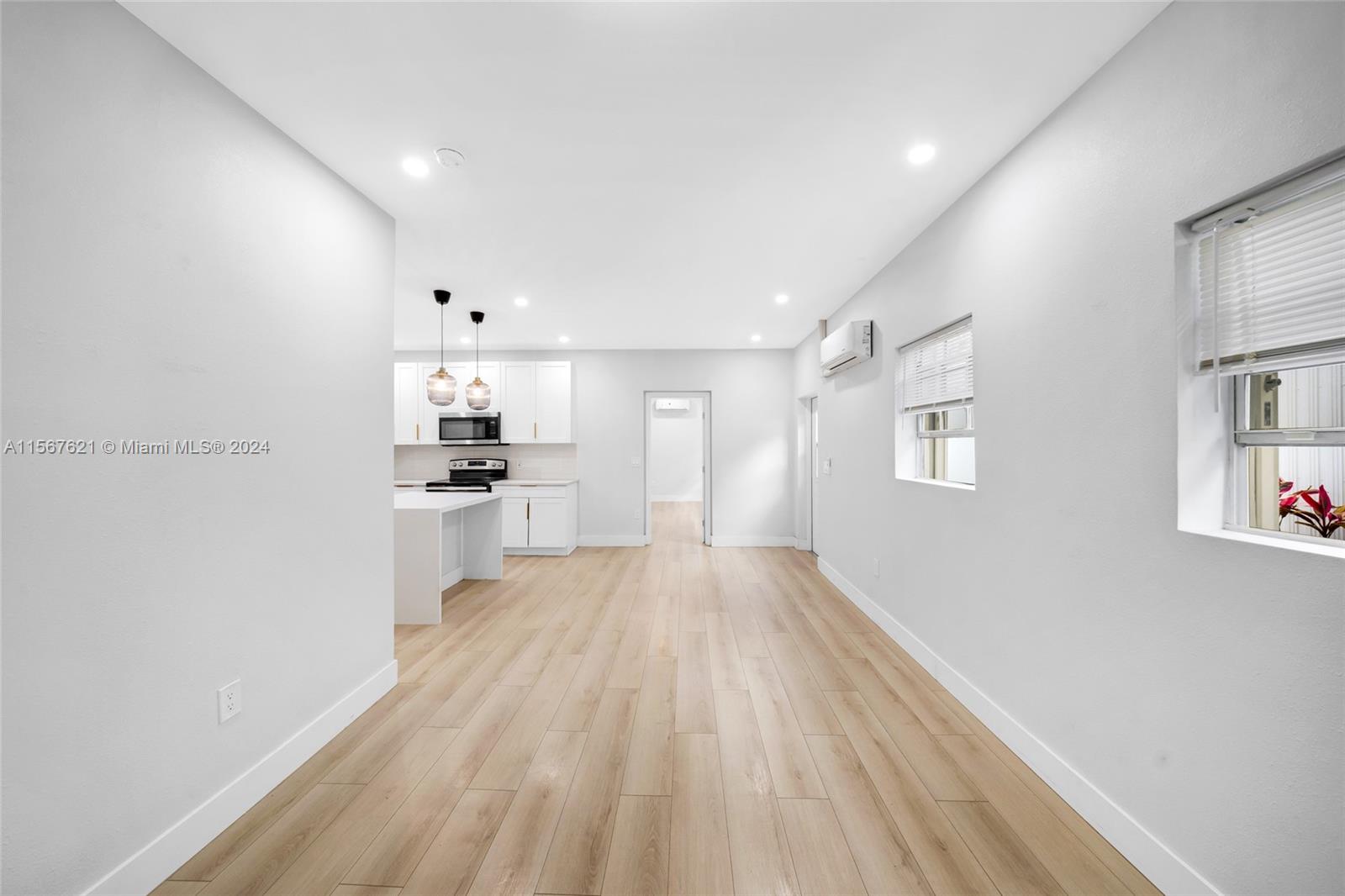 584 NE 71st St 584, Miami, Florida 33138, 2 Bedrooms Bedrooms, ,2 BathroomsBathrooms,Residentiallease,For Rent,584 NE 71st St 584,A11567621