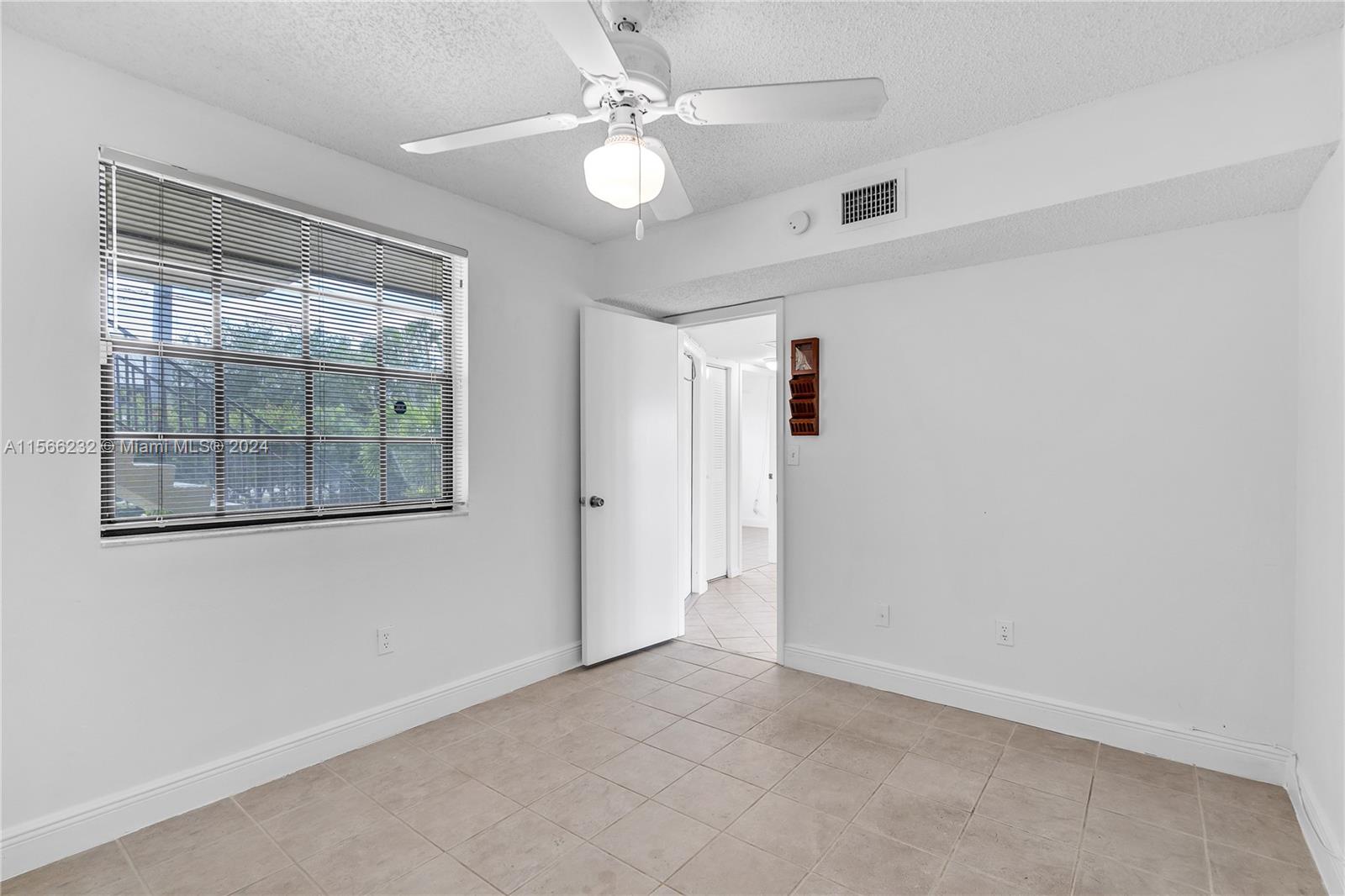 999 Hamilton Dr 999B, Homestead, Florida 33034, 3 Bedrooms Bedrooms, ,2 BathroomsBathrooms,Residential,For Sale,999 Hamilton Dr 999B,A11566232