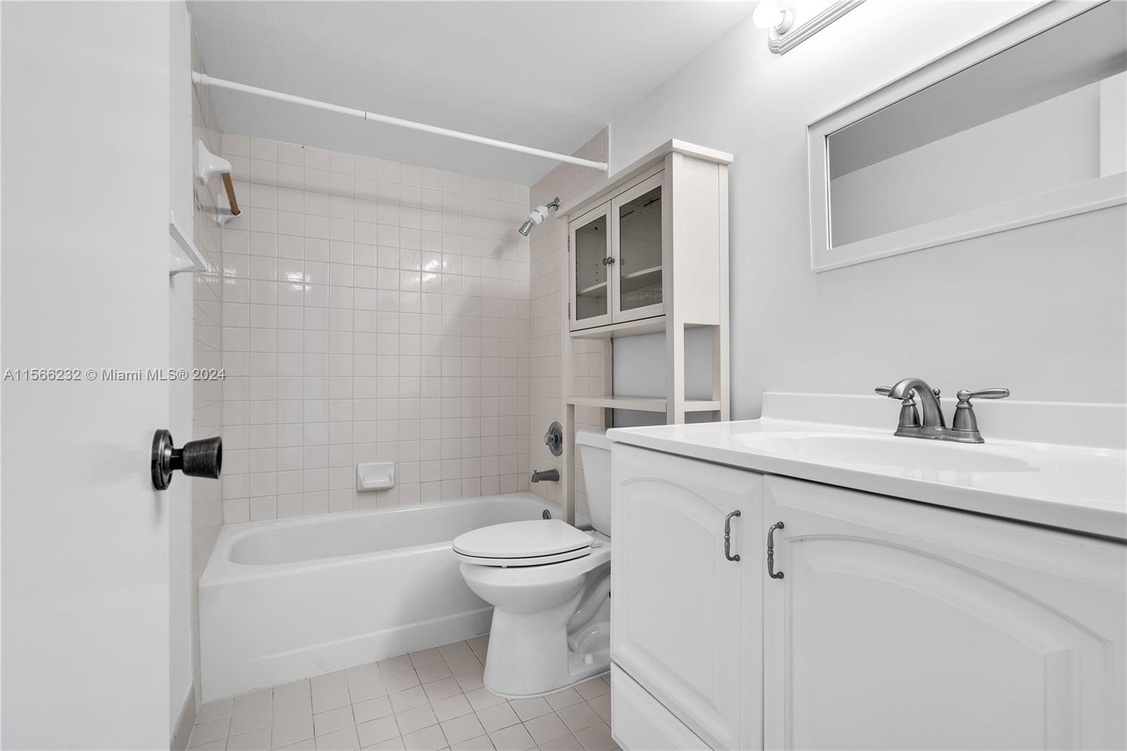 999 Hamilton Dr 999B, Homestead, Florida 33034, 3 Bedrooms Bedrooms, ,2 BathroomsBathrooms,Residential,For Sale,999 Hamilton Dr 999B,A11566232