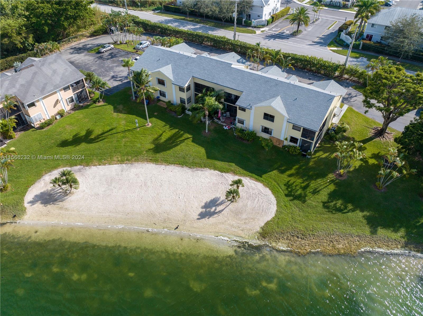 999 Hamilton Dr 999B, Homestead, Florida 33034, 3 Bedrooms Bedrooms, ,2 BathroomsBathrooms,Residential,For Sale,999 Hamilton Dr 999B,A11566232