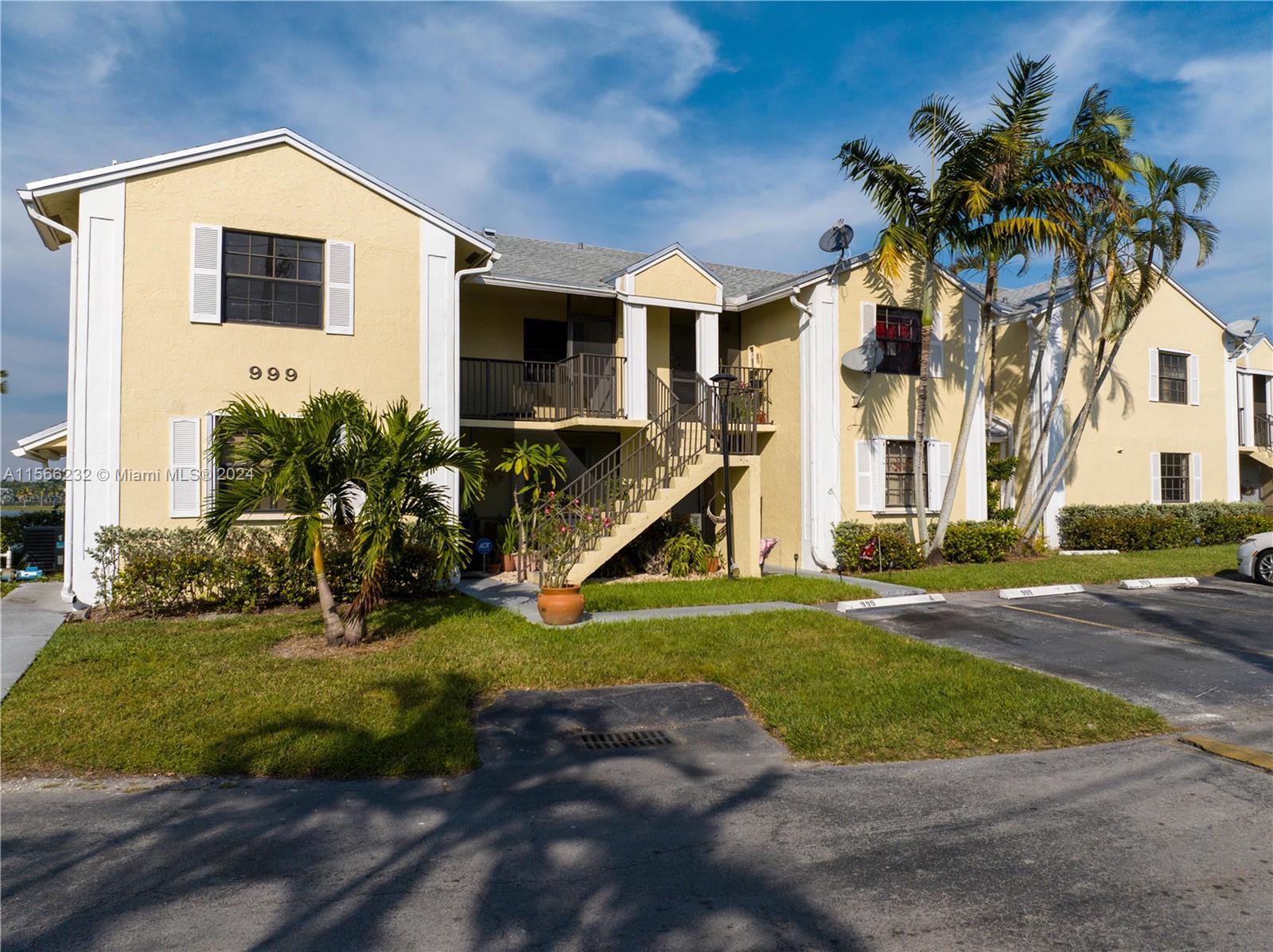 999 Hamilton Dr 999B, Homestead, Florida 33034, 3 Bedrooms Bedrooms, ,2 BathroomsBathrooms,Residential,For Sale,999 Hamilton Dr 999B,A11566232