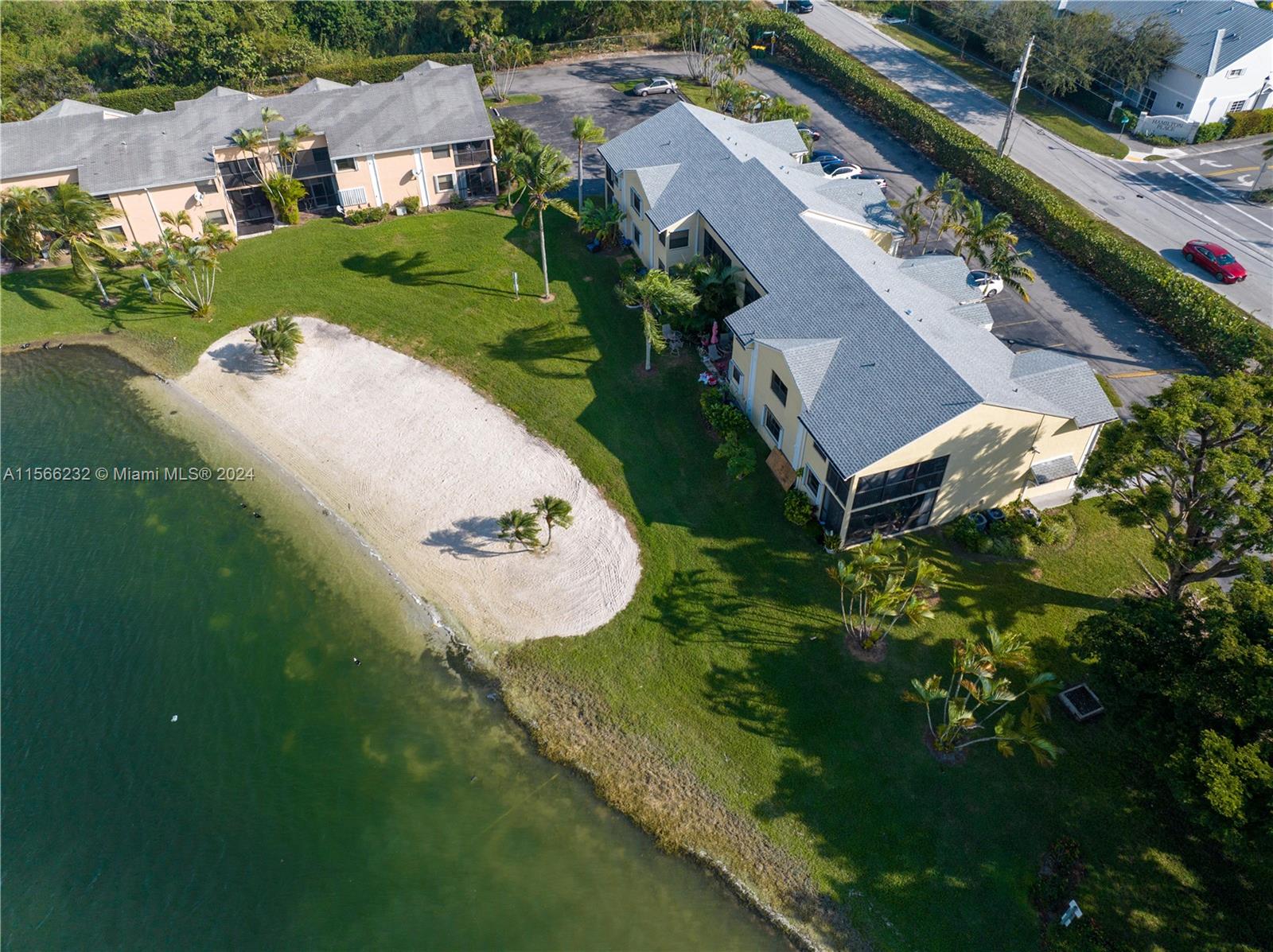 999 Hamilton Dr 999B, Homestead, Florida 33034, 3 Bedrooms Bedrooms, ,2 BathroomsBathrooms,Residential,For Sale,999 Hamilton Dr 999B,A11566232