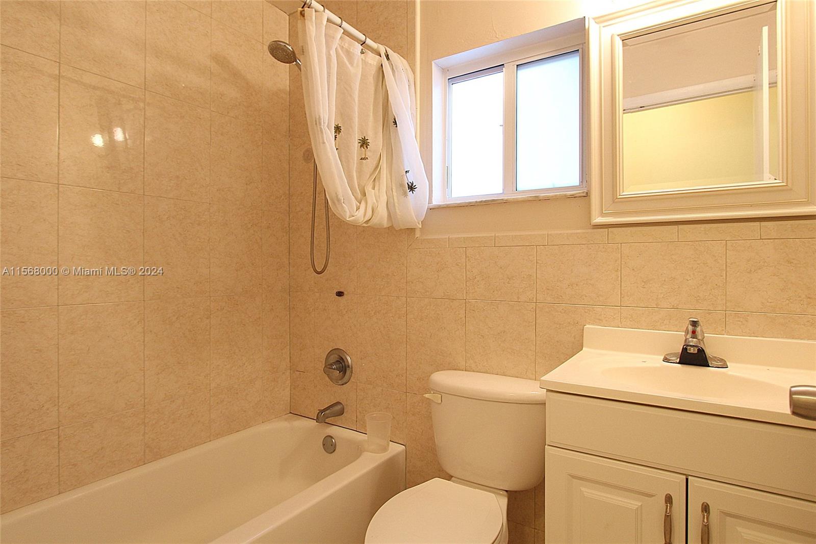 4000 SW 2nd Ter 1, Miami, Florida 33134, 1 Bedroom Bedrooms, ,1 BathroomBathrooms,Residentiallease,For Rent,4000 SW 2nd Ter 1,A11568000