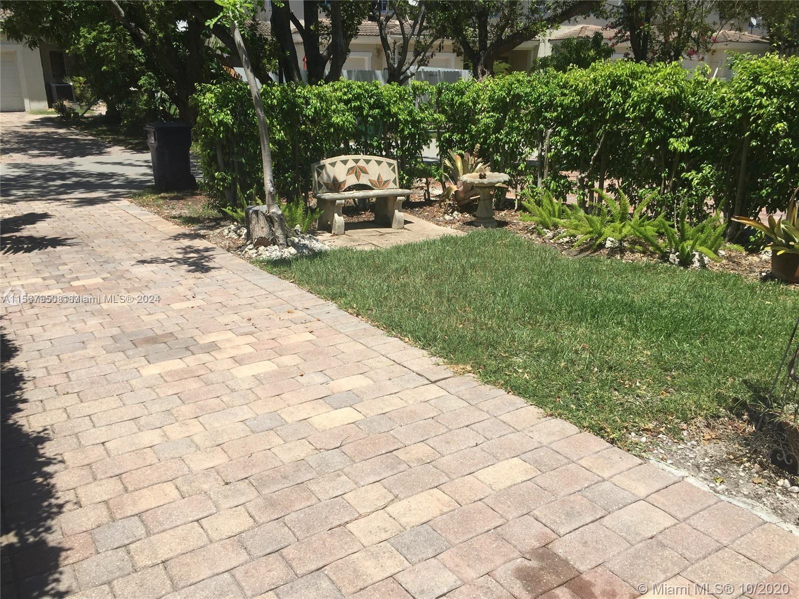 14077 SW 273rd Ter, Homestead, Florida 33032, 3 Bedrooms Bedrooms, ,2 BathroomsBathrooms,Residentiallease,For Rent,14077 SW 273rd Ter,A11567950