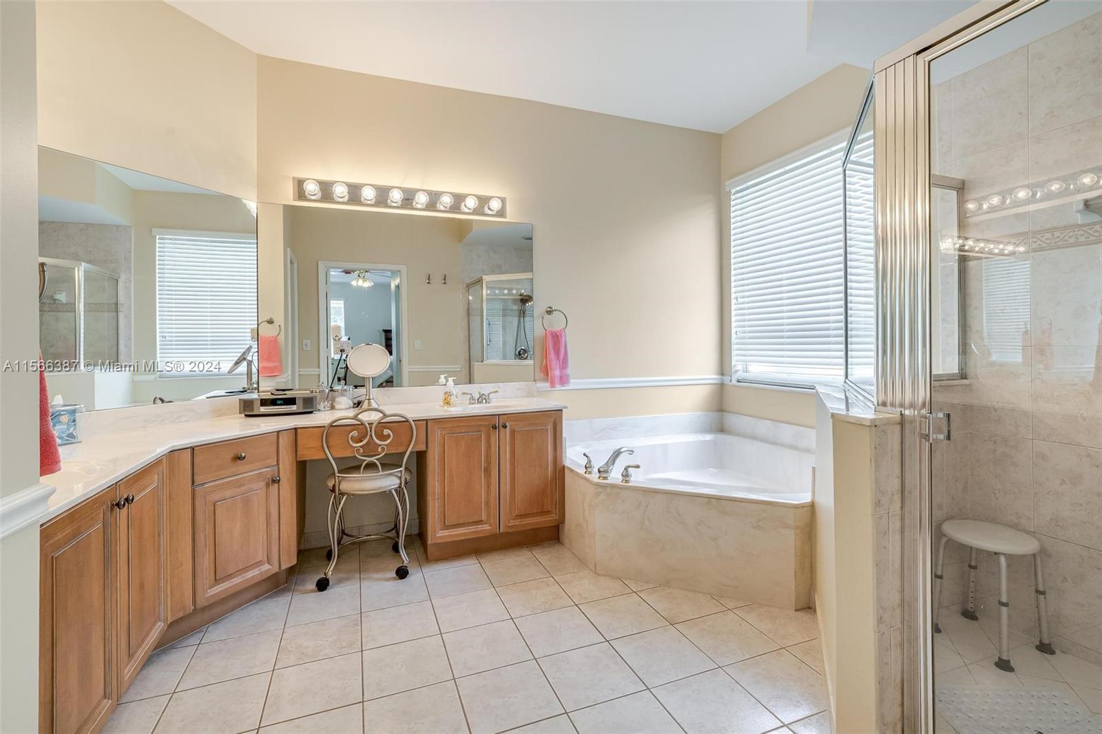 1824 NW 139th Ter, Pembroke Pines, Florida 33028, 5 Bedrooms Bedrooms, ,3 BathroomsBathrooms,Residential,For Sale,1824 NW 139th Ter,A11566387