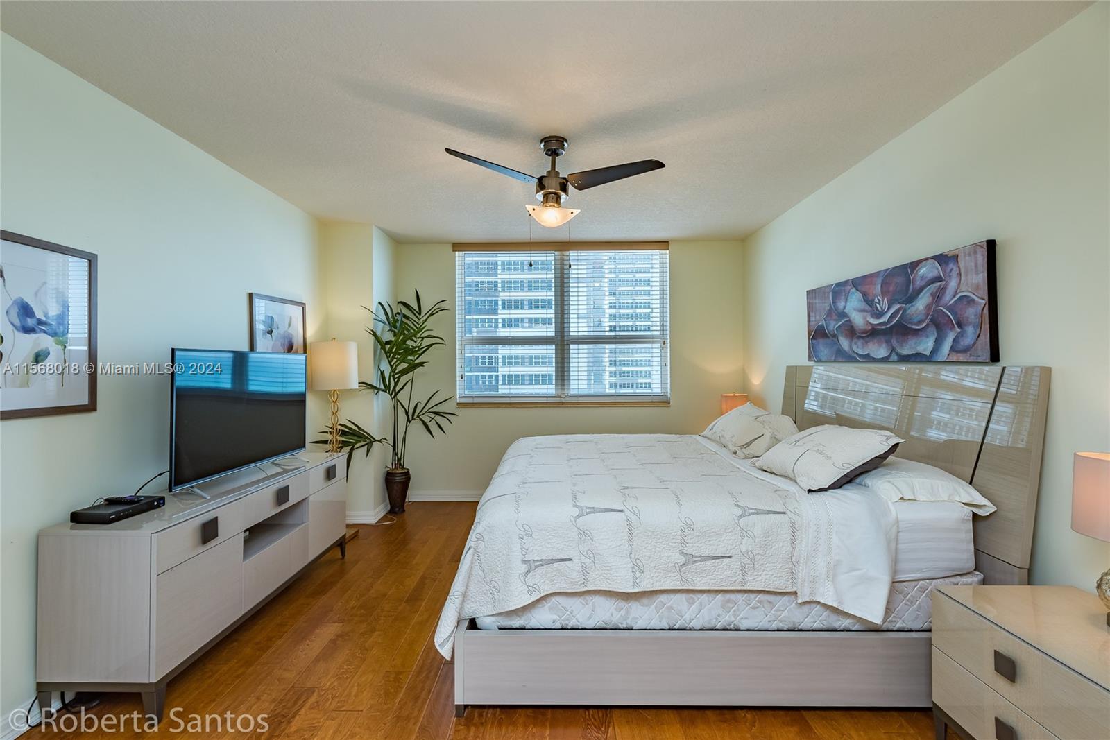 2080 S Ocean Dr 804, Hallandale Beach, Florida 33009, 2 Bedrooms Bedrooms, ,2 BathroomsBathrooms,Residentiallease,For Rent,2080 S Ocean Dr 804,A11568018