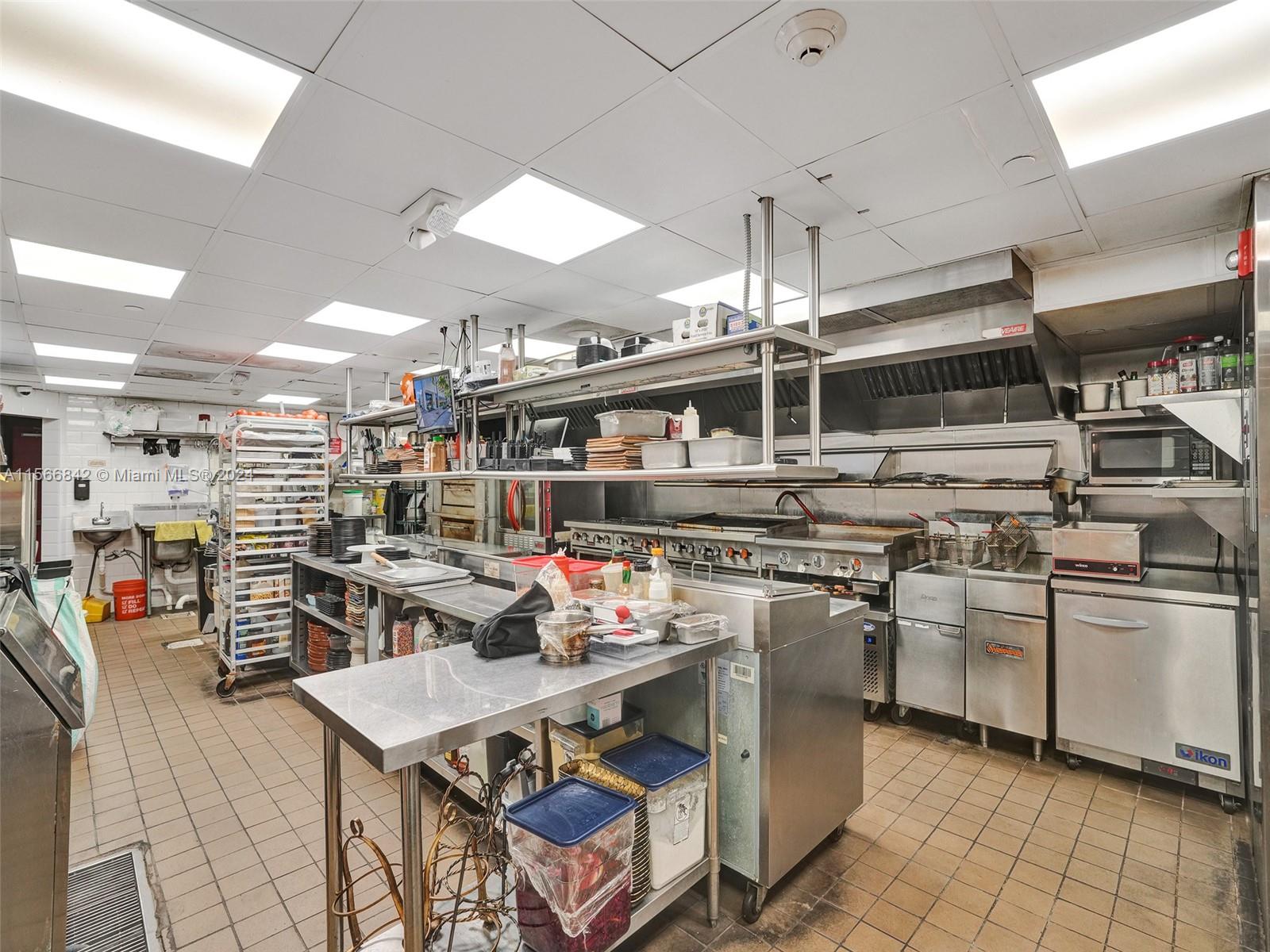 2415 Ponce De Leon Blvd, Coral Gables, Florida 33134, ,Businessopportunity,For Sale,2415 Ponce De Leon Blvd,A11566842