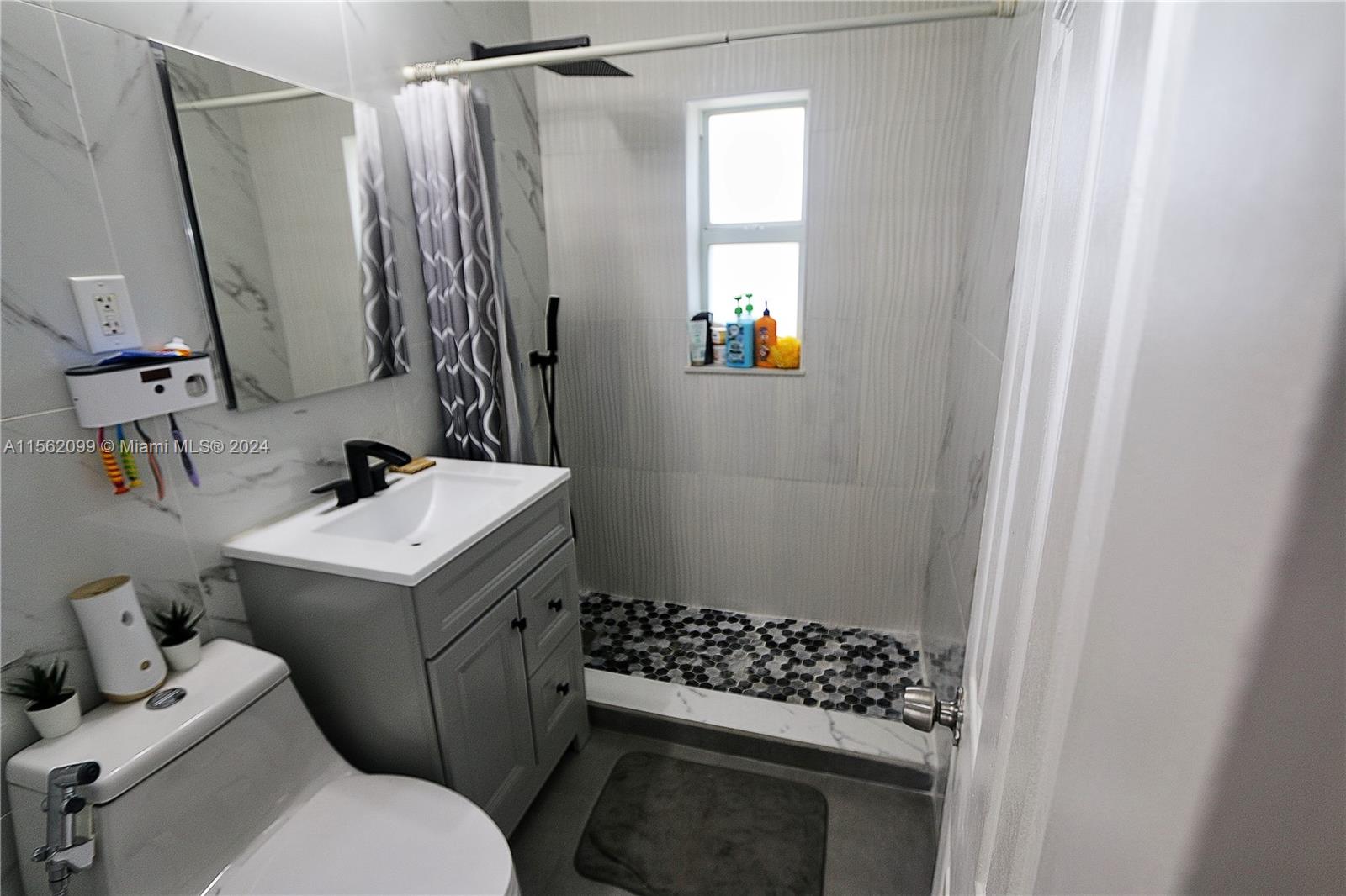 14901 SW Harding Ln, Homestead, Florida 33033, 3 Bedrooms Bedrooms, ,1 BathroomBathrooms,Residential,For Sale,14901 SW Harding Ln,A11562099