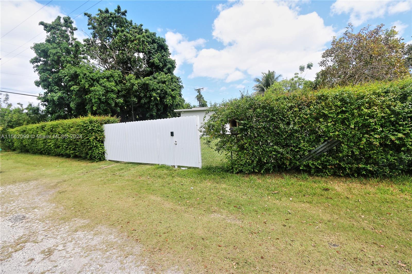 14901 SW Harding Ln, Homestead, Florida 33033, 3 Bedrooms Bedrooms, ,1 BathroomBathrooms,Residential,For Sale,14901 SW Harding Ln,A11562099