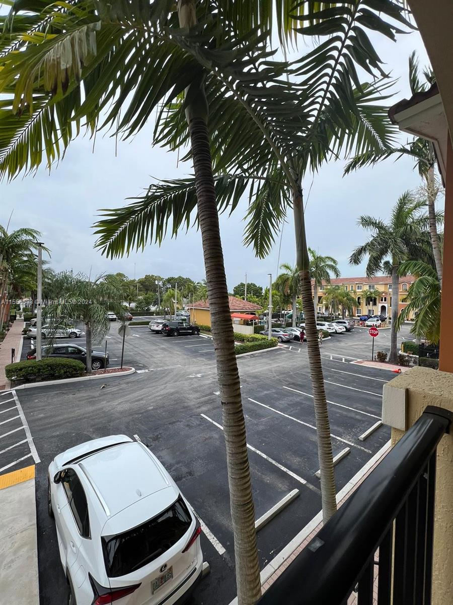 111 NW 2nd Ave 6, Hallandale Beach, Florida 33009, 2 Bedrooms Bedrooms, ,2 BathroomsBathrooms,Residential,For Sale,111 NW 2nd Ave 6,A11566533