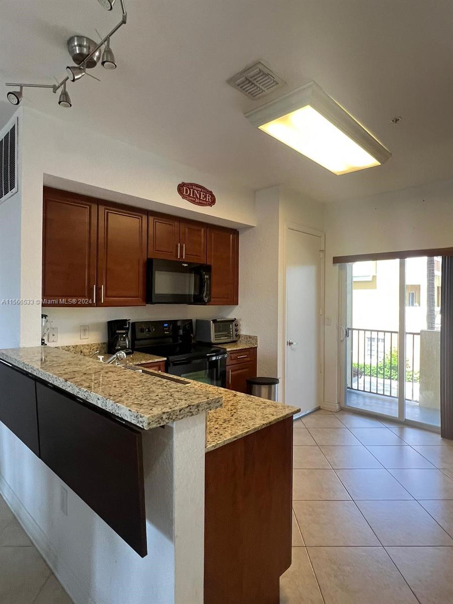 111 NW 2nd Ave 6, Hallandale Beach, Florida 33009, 2 Bedrooms Bedrooms, ,2 BathroomsBathrooms,Residential,For Sale,111 NW 2nd Ave 6,A11566533
