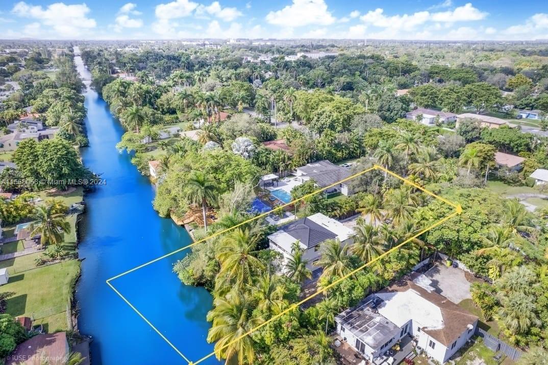 24 NW 86th St, El Portal, Florida 33150, 4 Bedrooms Bedrooms, ,2 BathroomsBathrooms,Residentiallease,For Rent,24 NW 86th St,A11568068