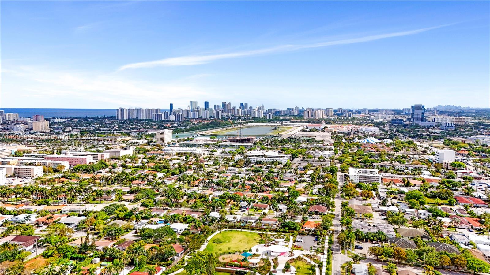 805 NE 6th St 1-2, Hallandale Beach, Florida 33009, 2 Bedrooms Bedrooms, ,1 BathroomBathrooms,Residentiallease,For Rent,805 NE 6th St 1-2,A11568081