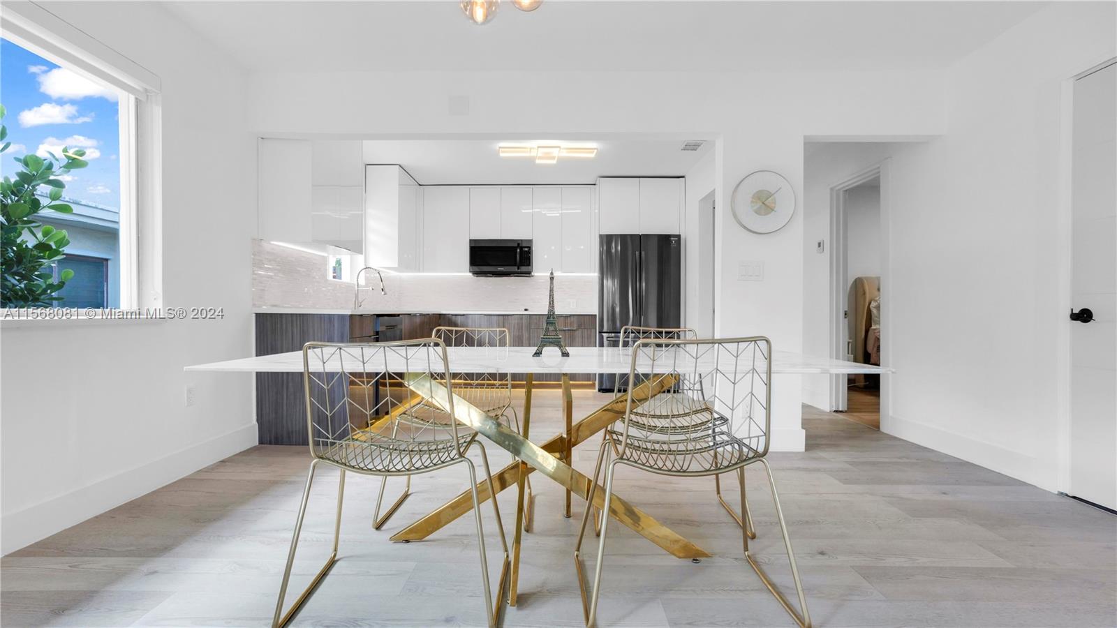 805 NE 6th St 1-2, Hallandale Beach, Florida 33009, 2 Bedrooms Bedrooms, ,1 BathroomBathrooms,Residentiallease,For Rent,805 NE 6th St 1-2,A11568081