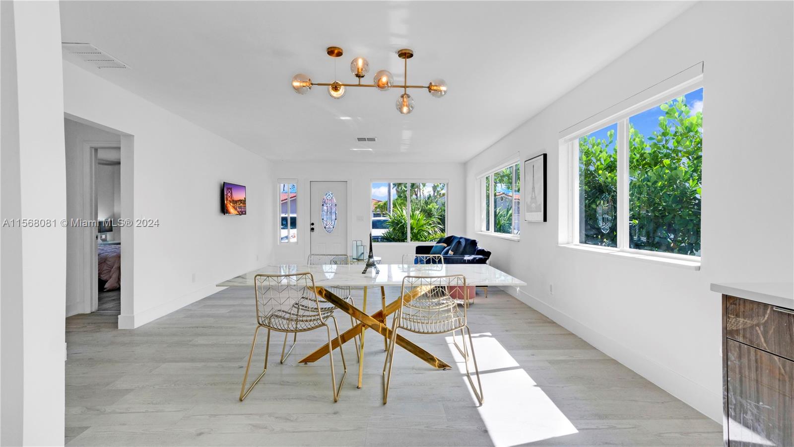 805 NE 6th St 1-2, Hallandale Beach, Florida 33009, 2 Bedrooms Bedrooms, ,1 BathroomBathrooms,Residentiallease,For Rent,805 NE 6th St 1-2,A11568081